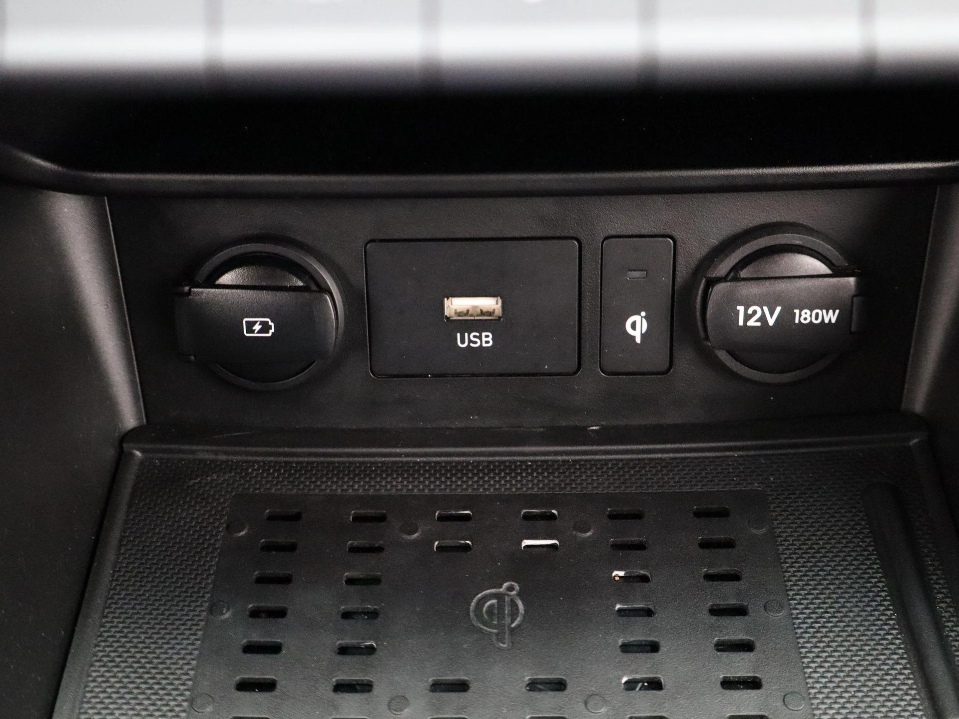 Hyundai-Kona-image-25