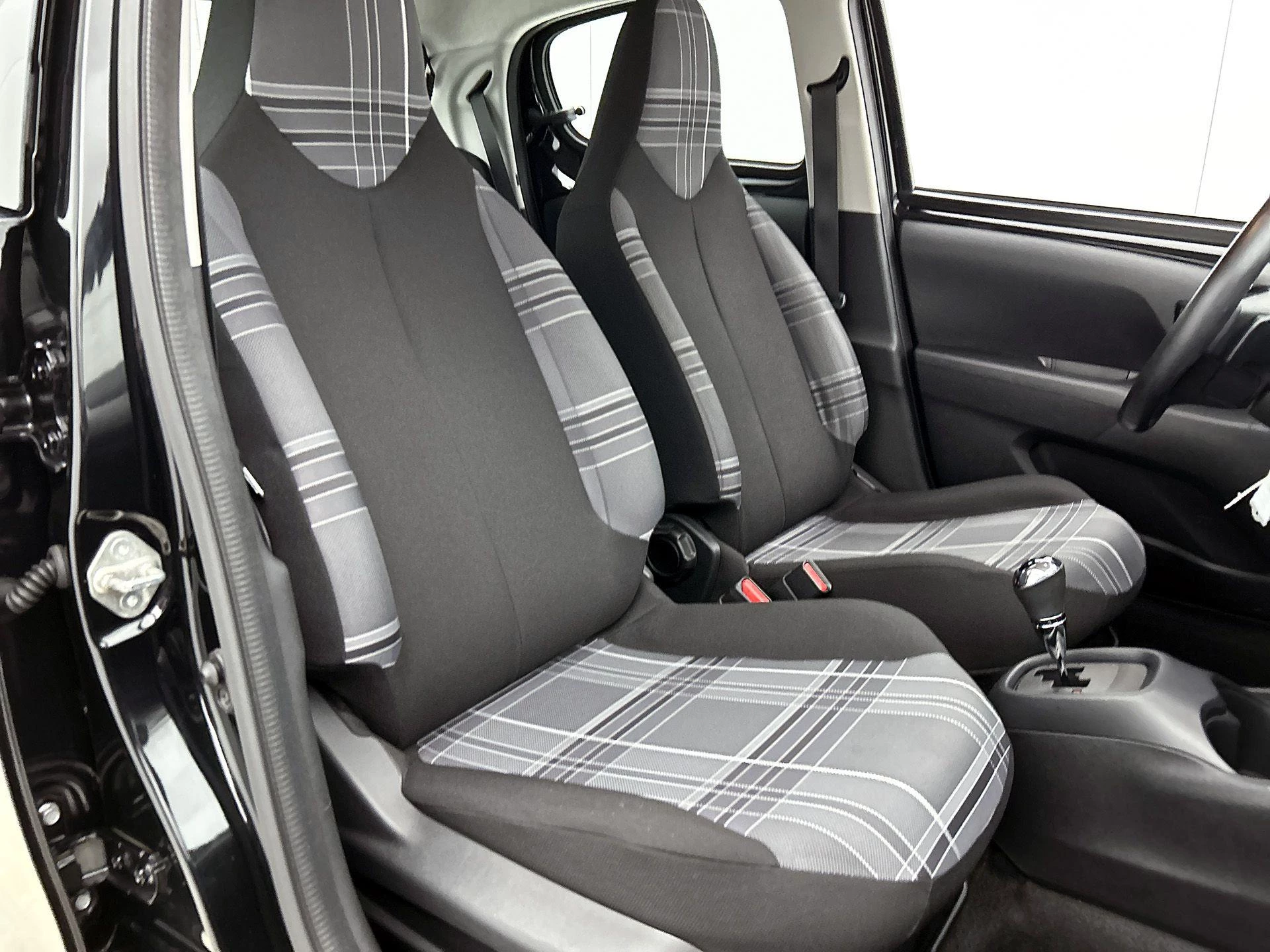 Peugeot-108-image-31