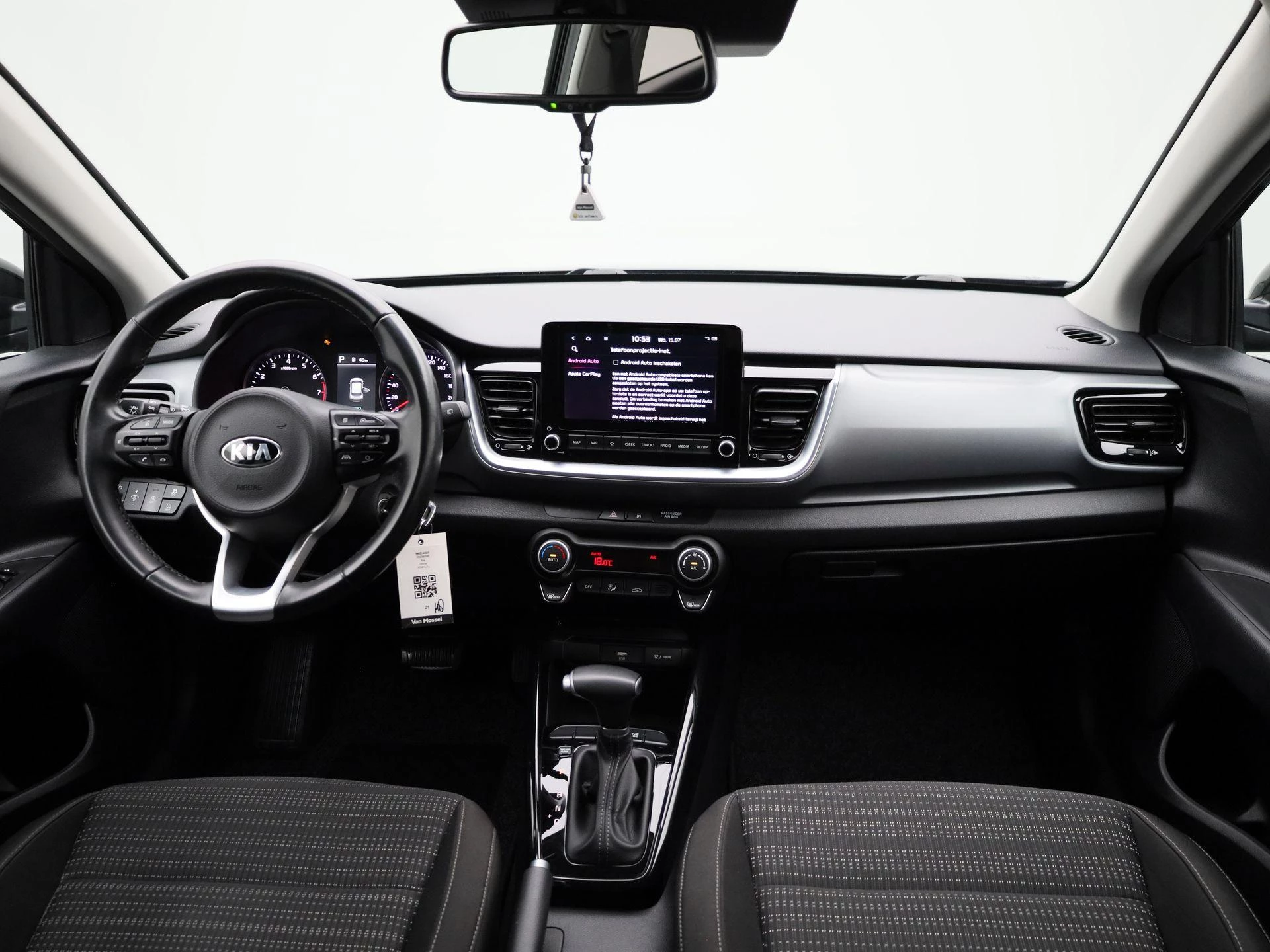 Kia-Stonic-image-31