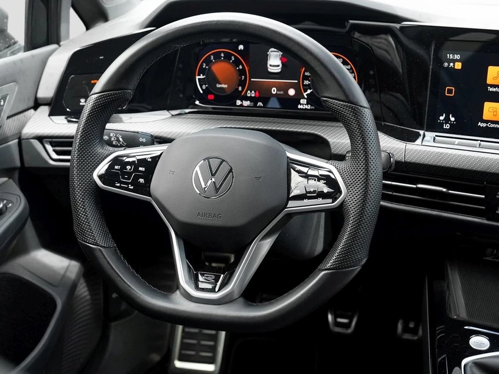 Volkswagen Golf VIII 1.5 TSI R-Line Navi/LED/SHZ