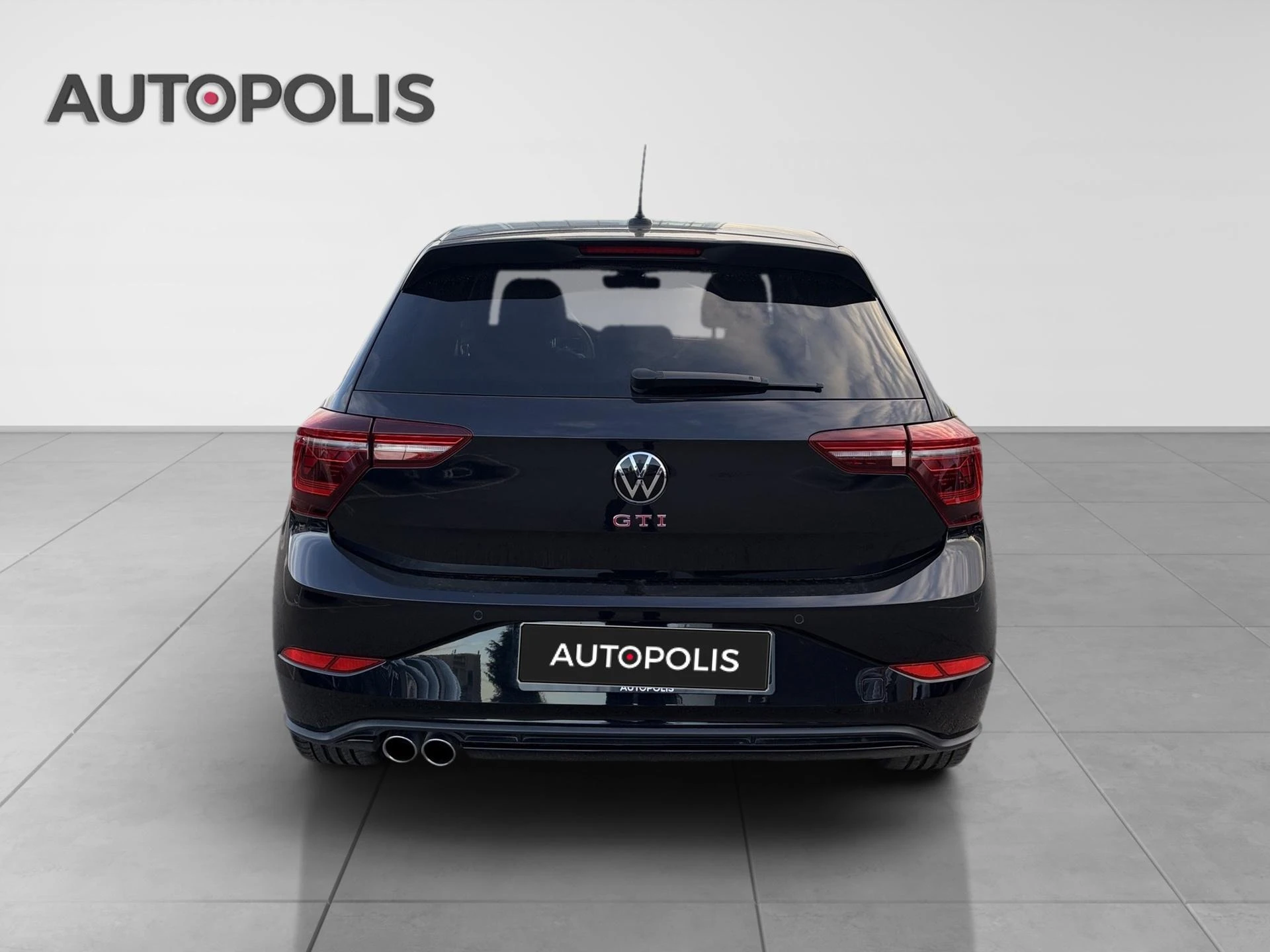 Volkswagen-Polo-image-5