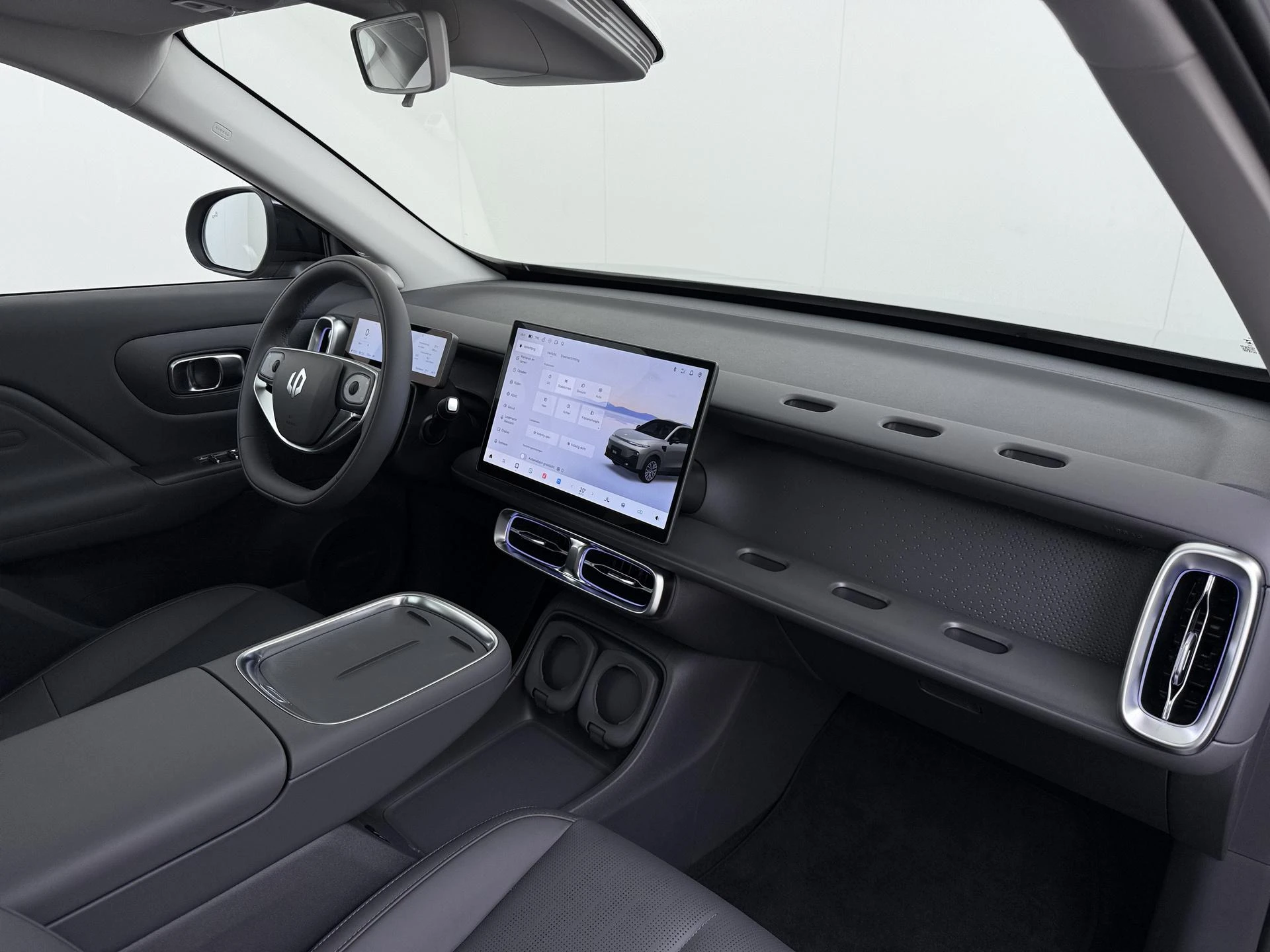 Leapmotor B10 Design Hybrid EV 18.8 kWh
