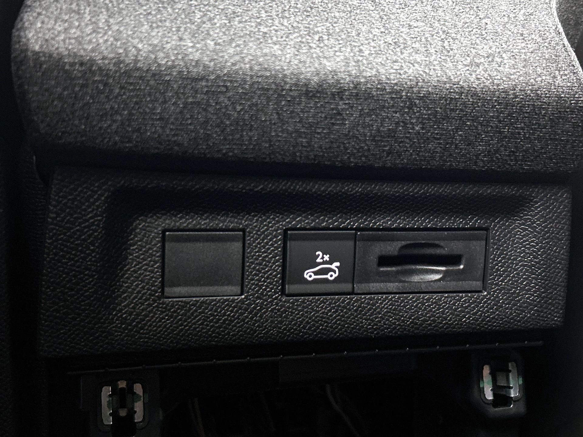 Opel-Grandland-image-13