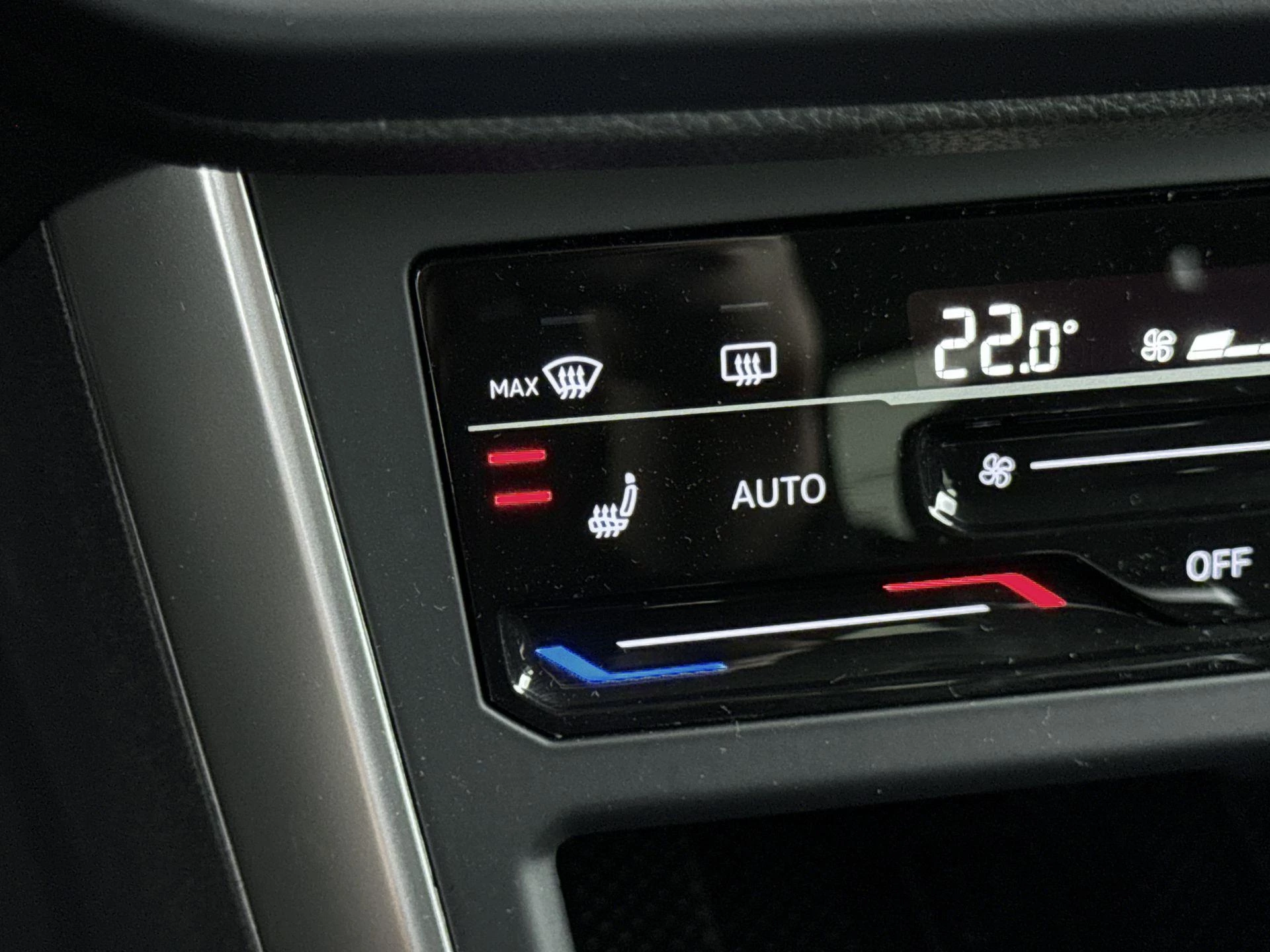 Volkswagen-Polo-image-19