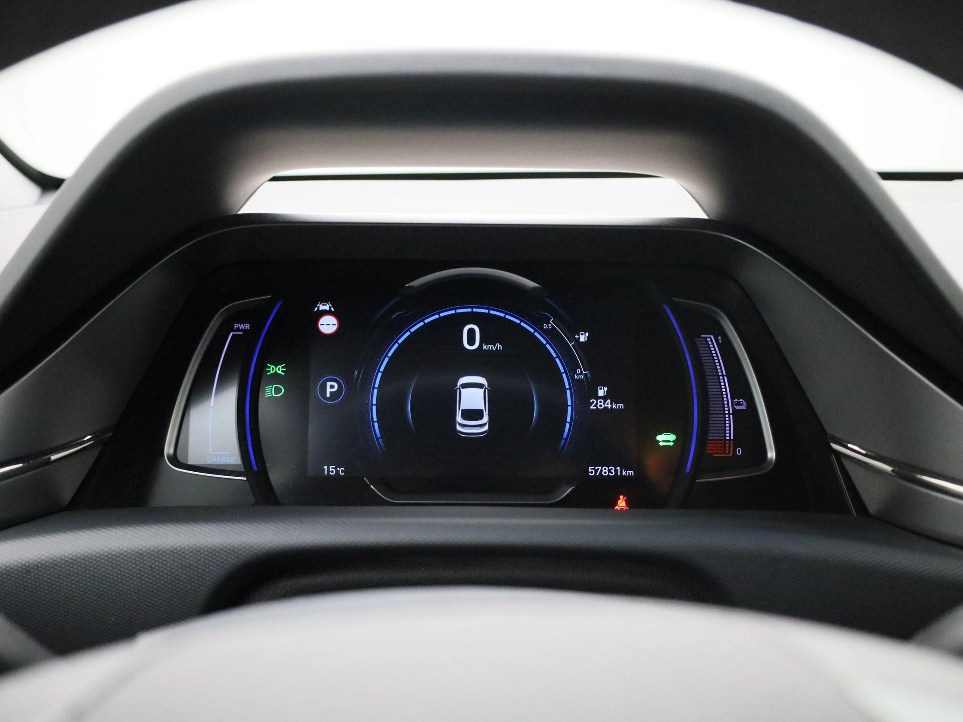 Hyundai-IONIQ-image-13