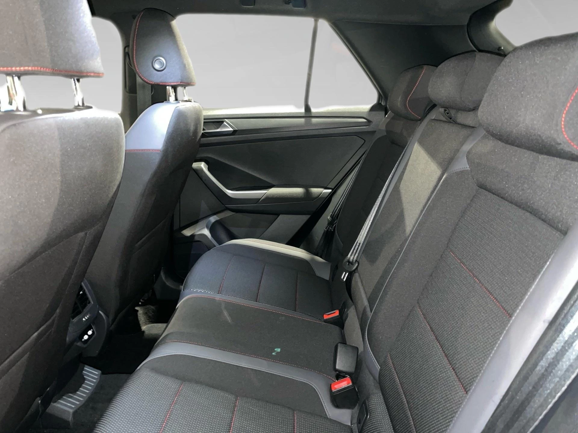 Volkswagen T-Roc 2.0 TSI 140kW R-Line 4MOTION DSG7