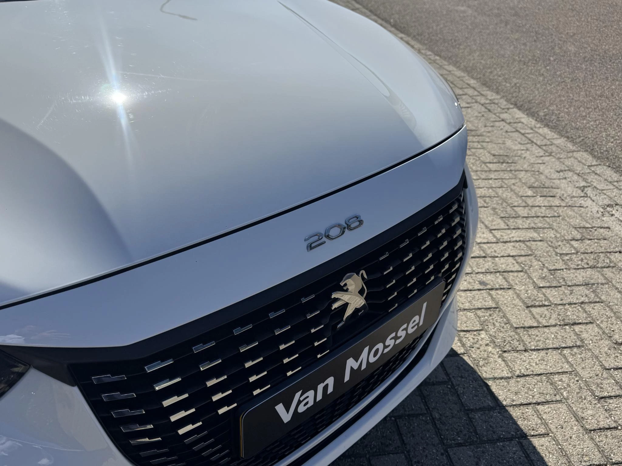 Peugeot-208-image-7
