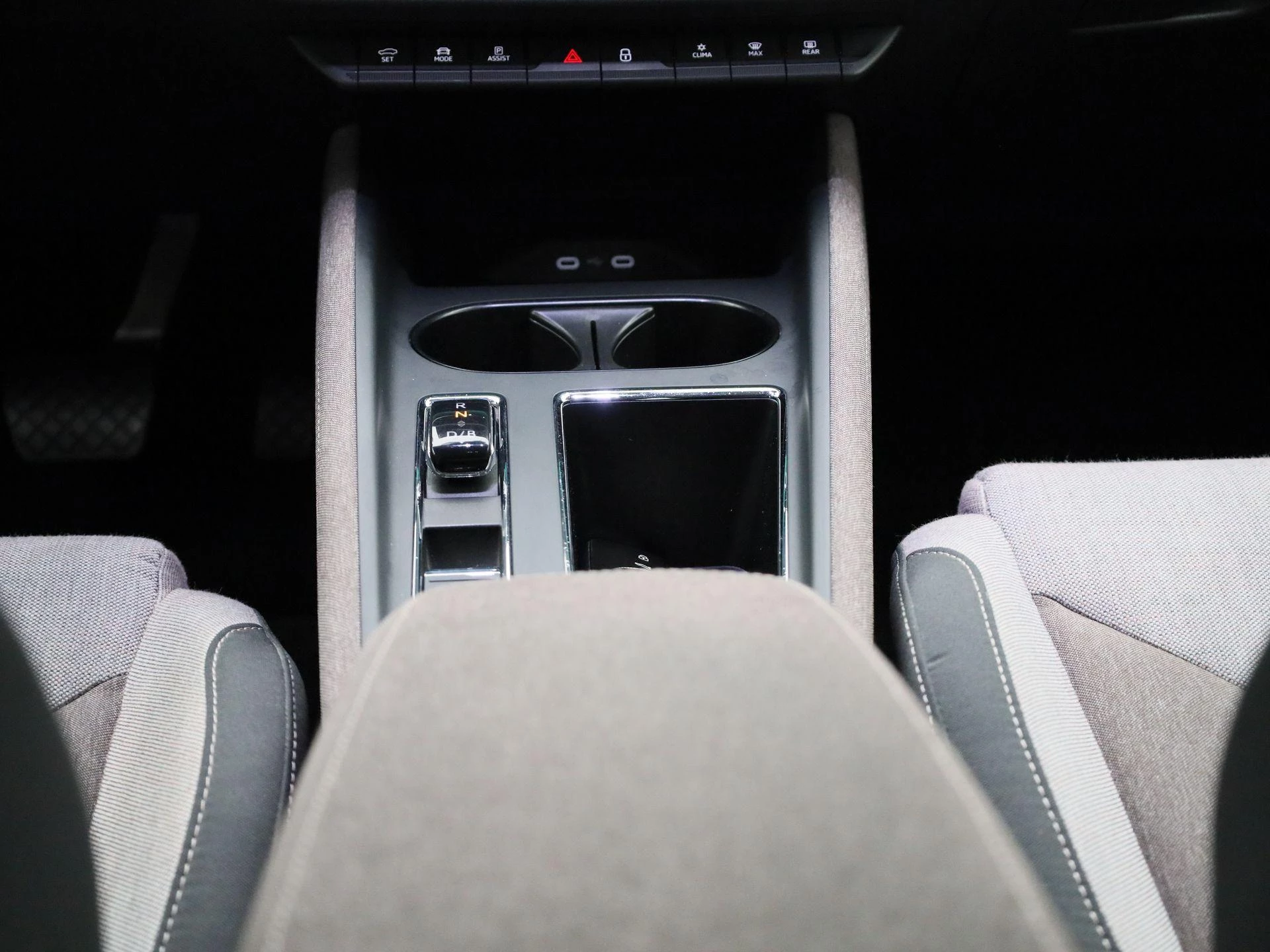 Škoda-Enyaq iV-image-9