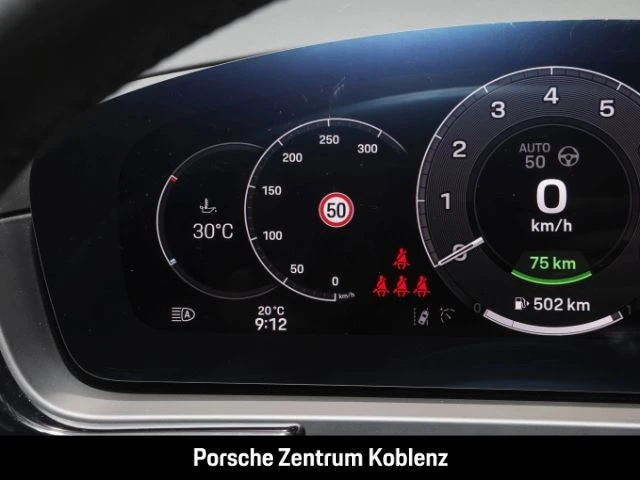 Porsche-Cayenne-image-15