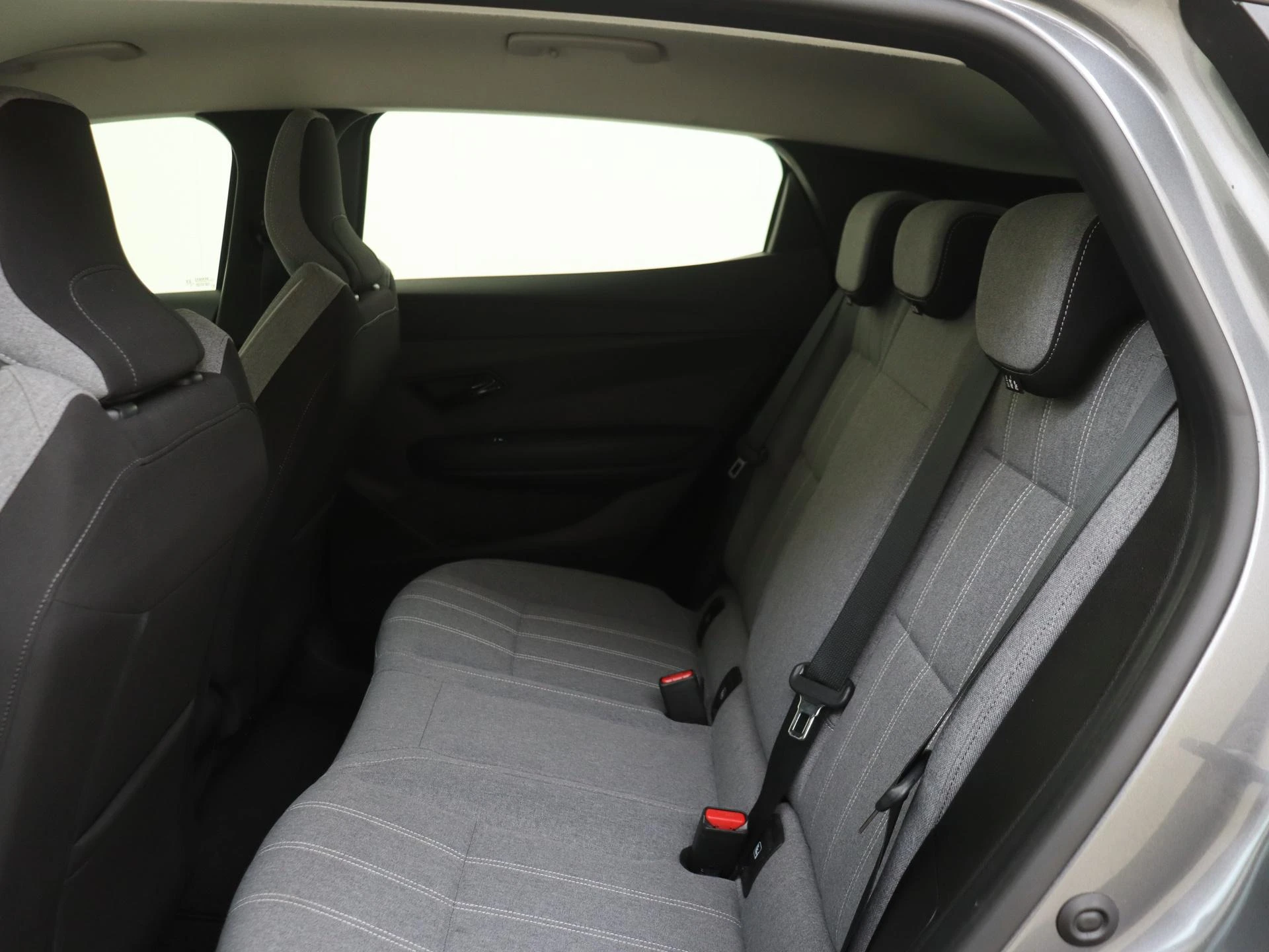 Renault-Megane E-Tech-image-15
