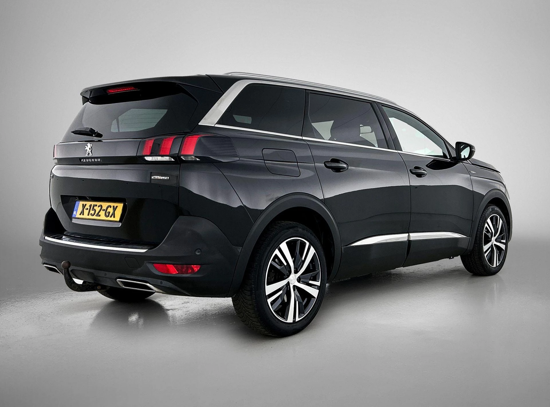 Peugeot-5008-image-6