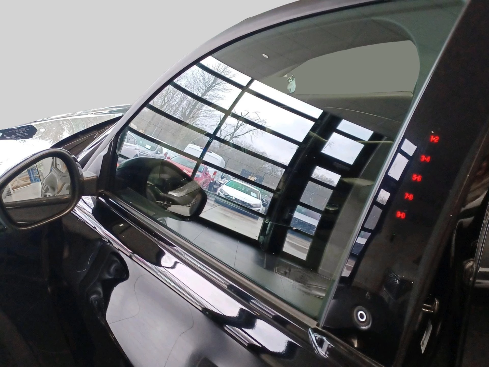 Ford Mustang Mach-E 99kWh 216kW Extended Range RWD