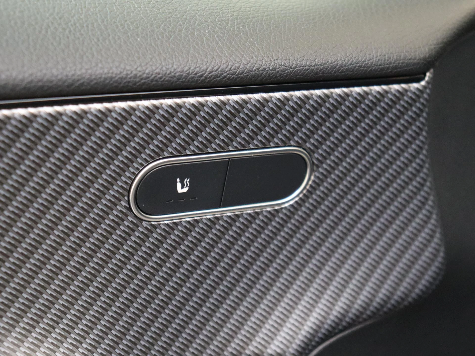 Mercedes-Benz-A-Klasse-image-24