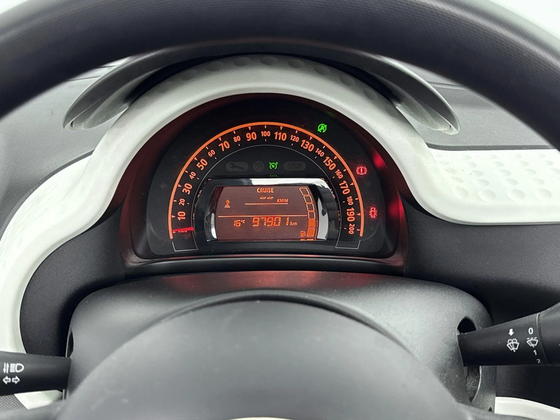 Renault-Twingo-image-14