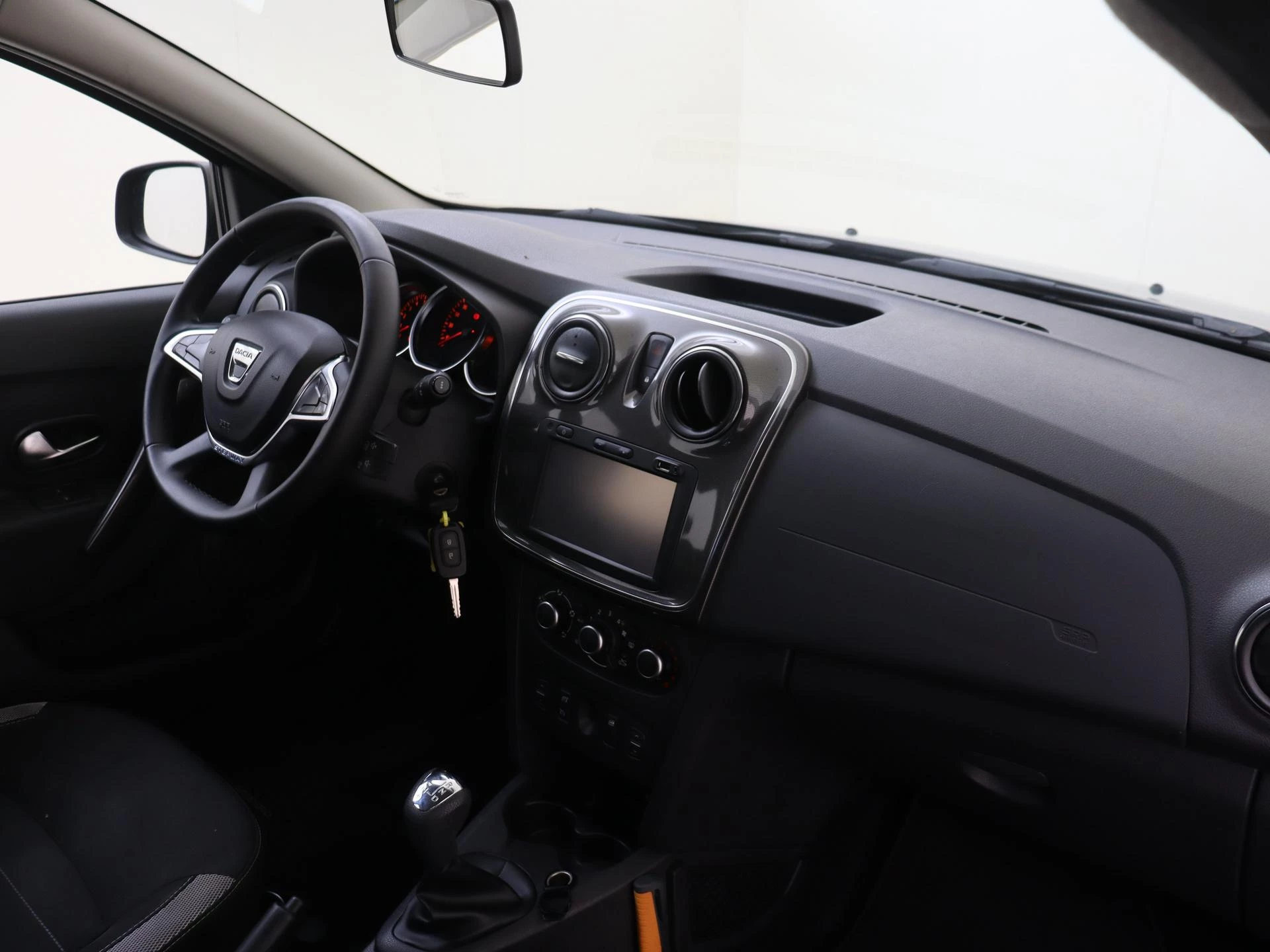 Dacia-Sandero-image-8