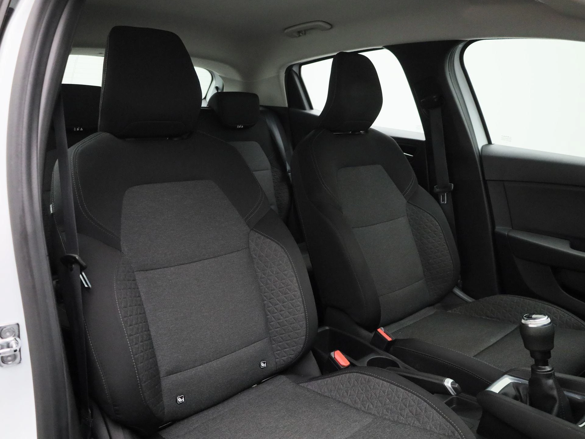 Renault-Clio-image-29