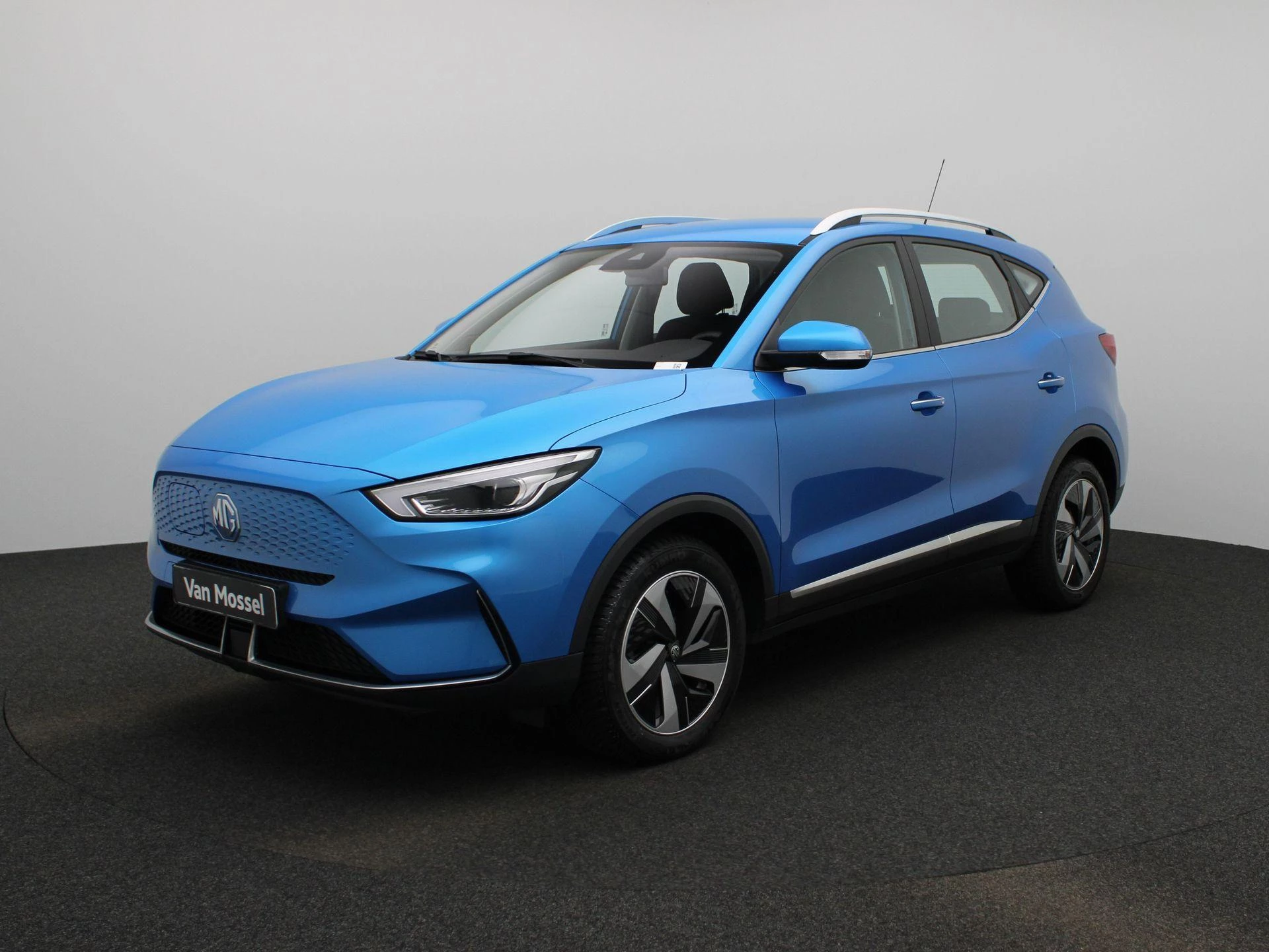 MG-ZS EV-image-0