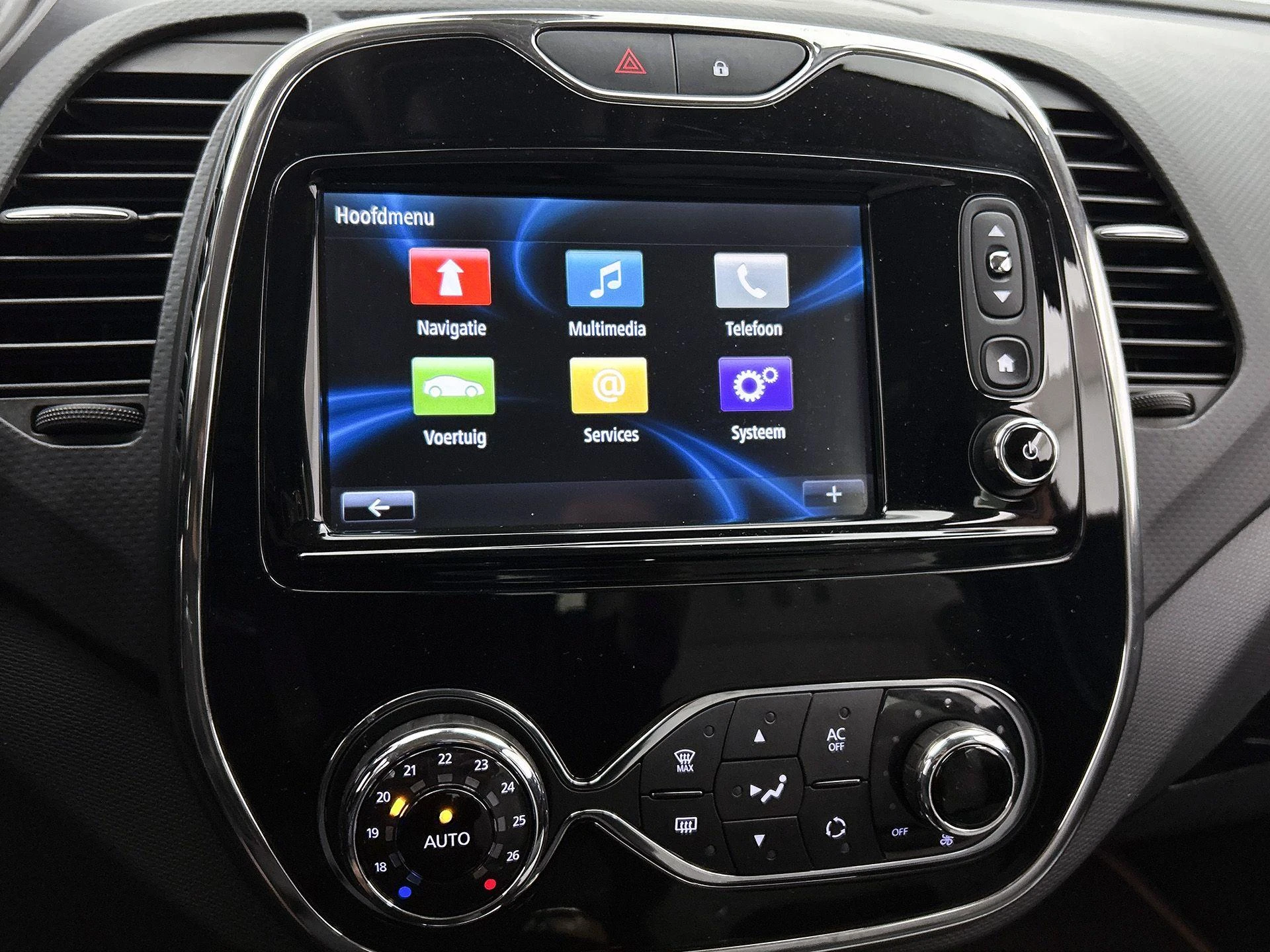 Renault-Captur-image-23
