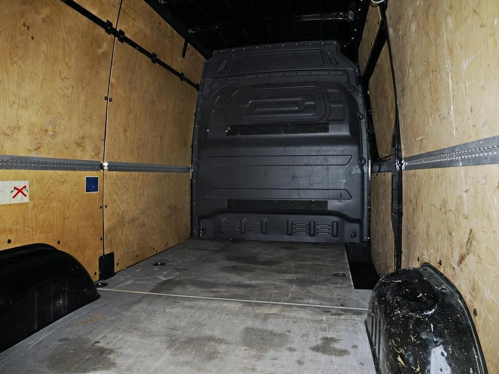 Mercedes-Benz-Sprinter 317-image-13