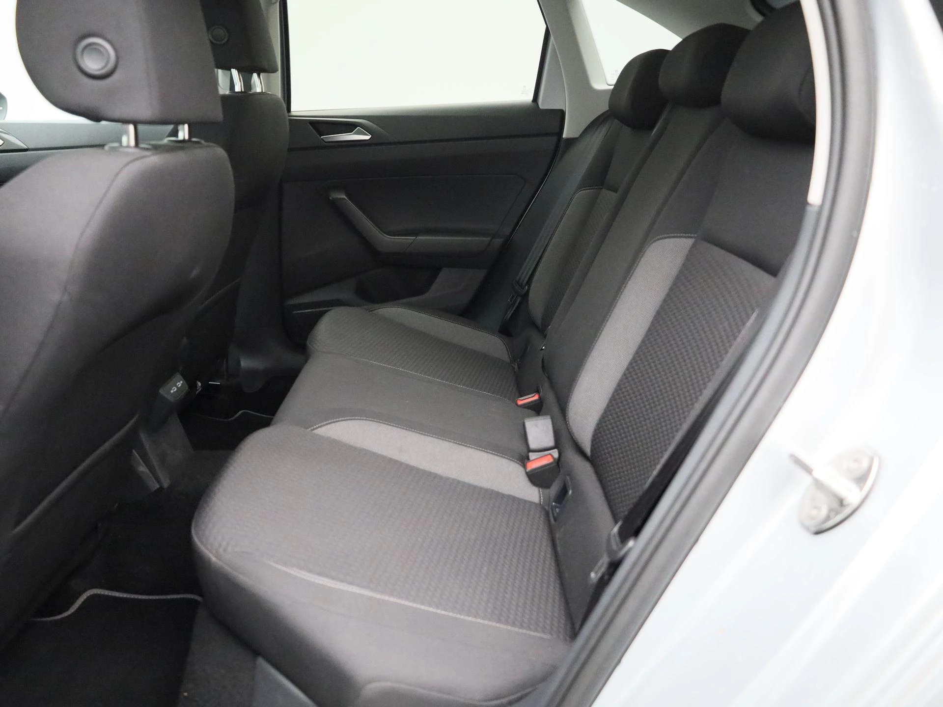 Volkswagen-Taigo-image-8