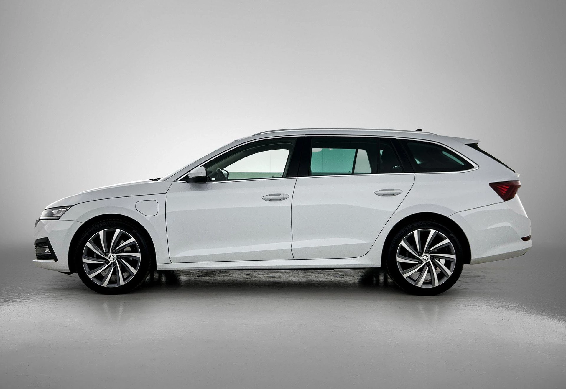Škoda Octavia Combi 1.4 TSI iV PHEV Business Edition Plus