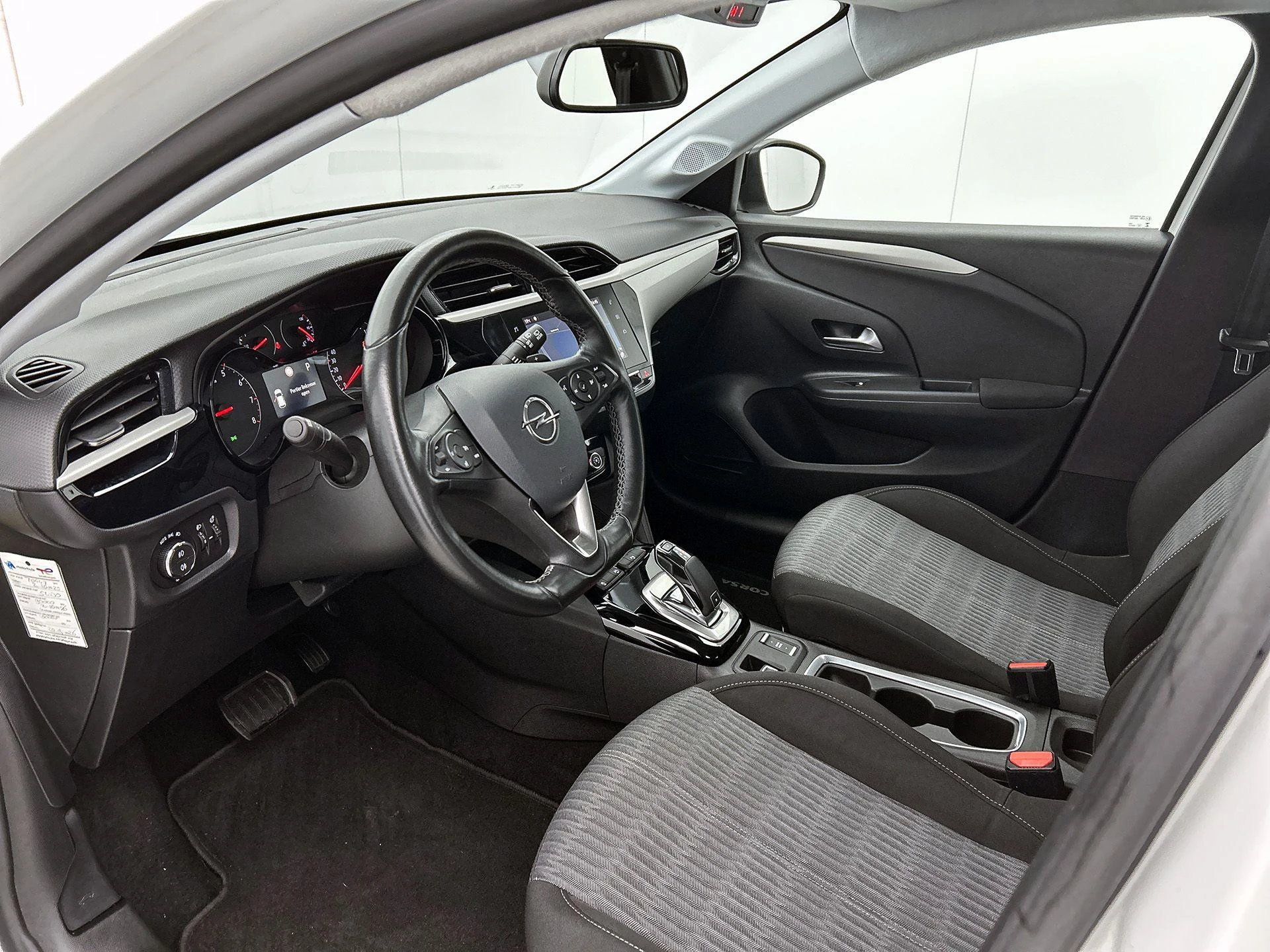 Opel-Corsa-image-12