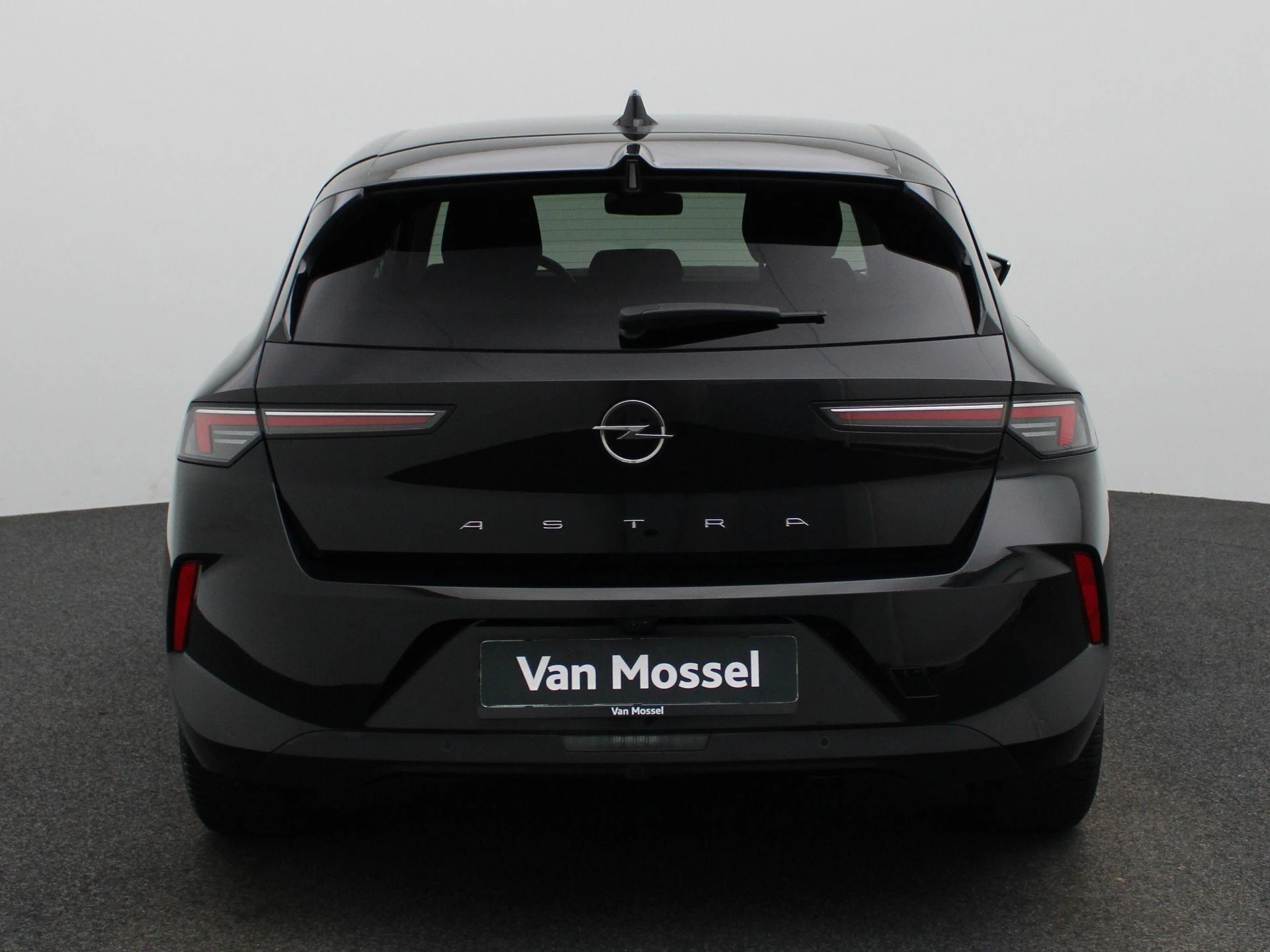 Opel-Astra-image-4
