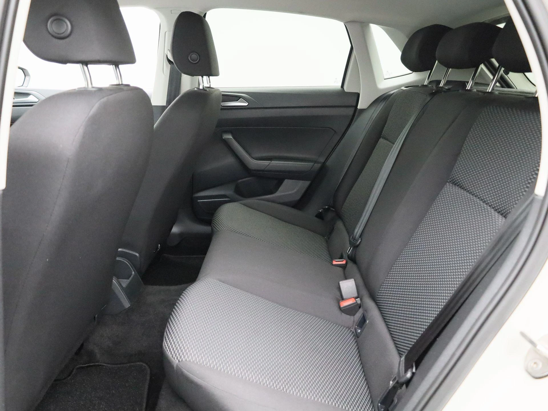 Volkswagen Polo - 12