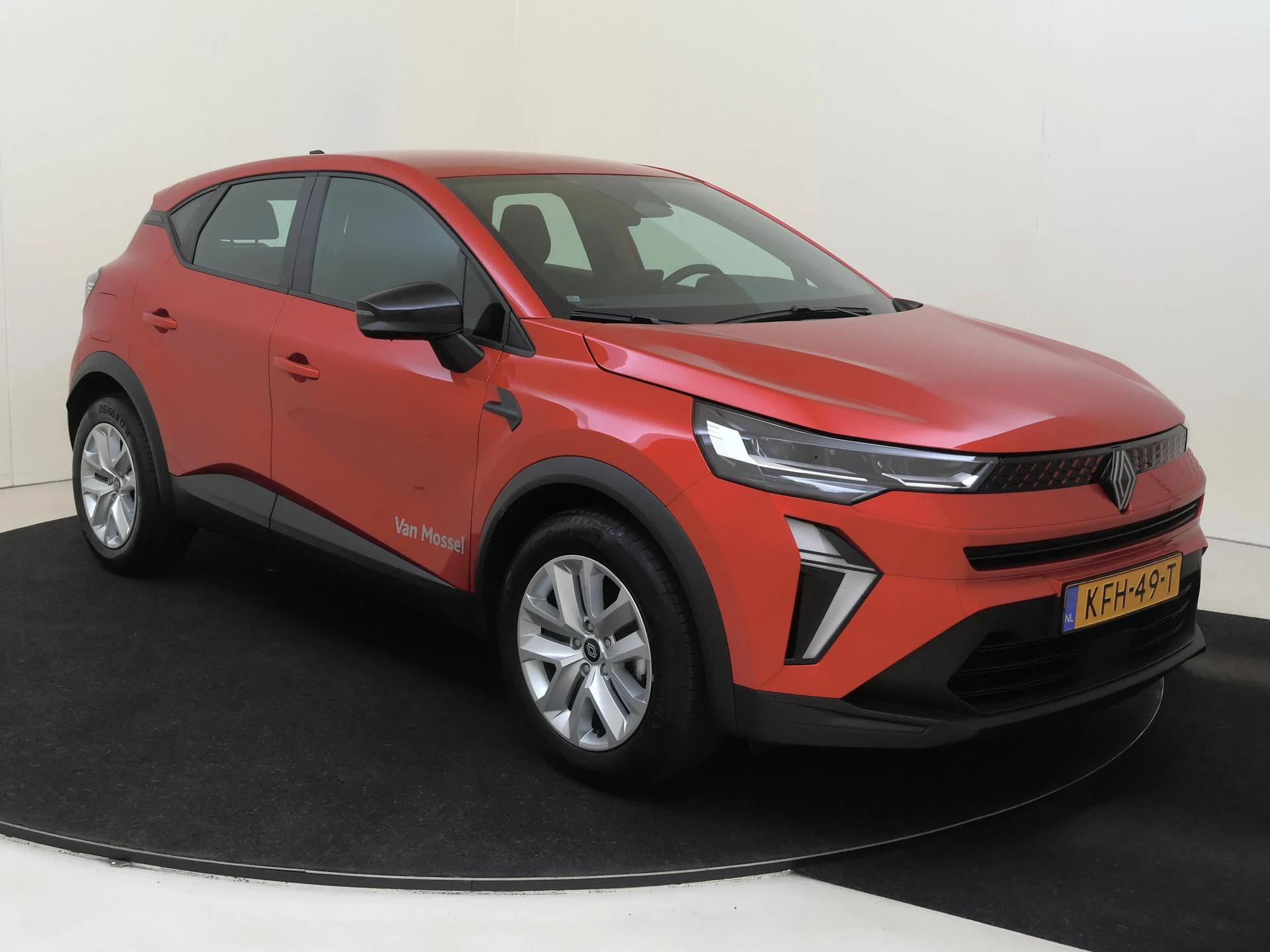 Renault-Captur-image-2