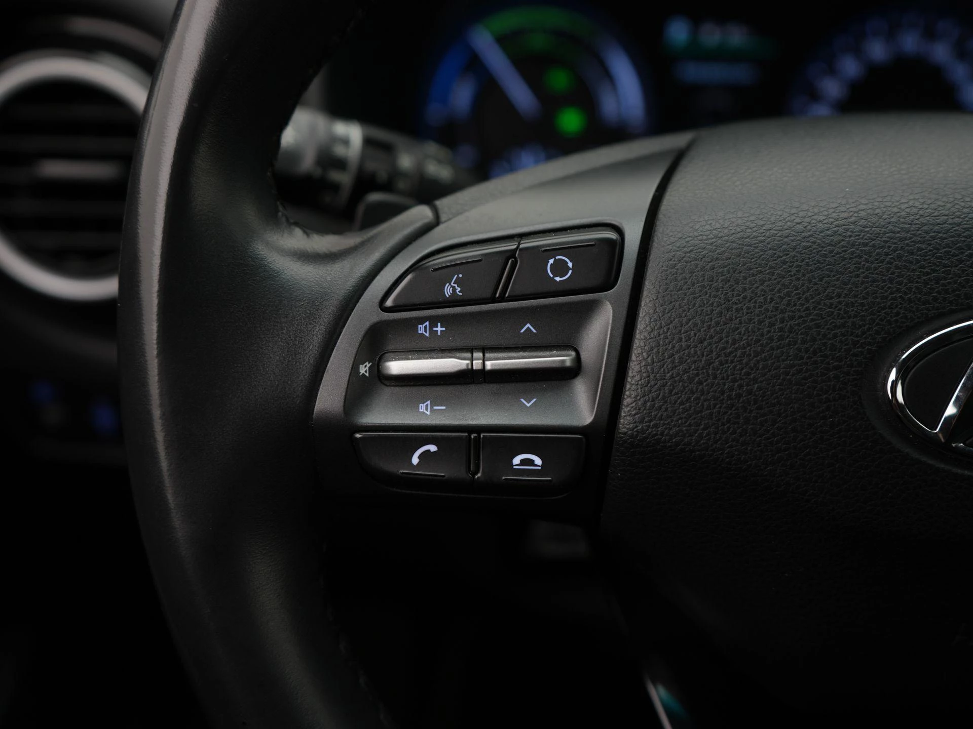 Hyundai-Kona-image-16