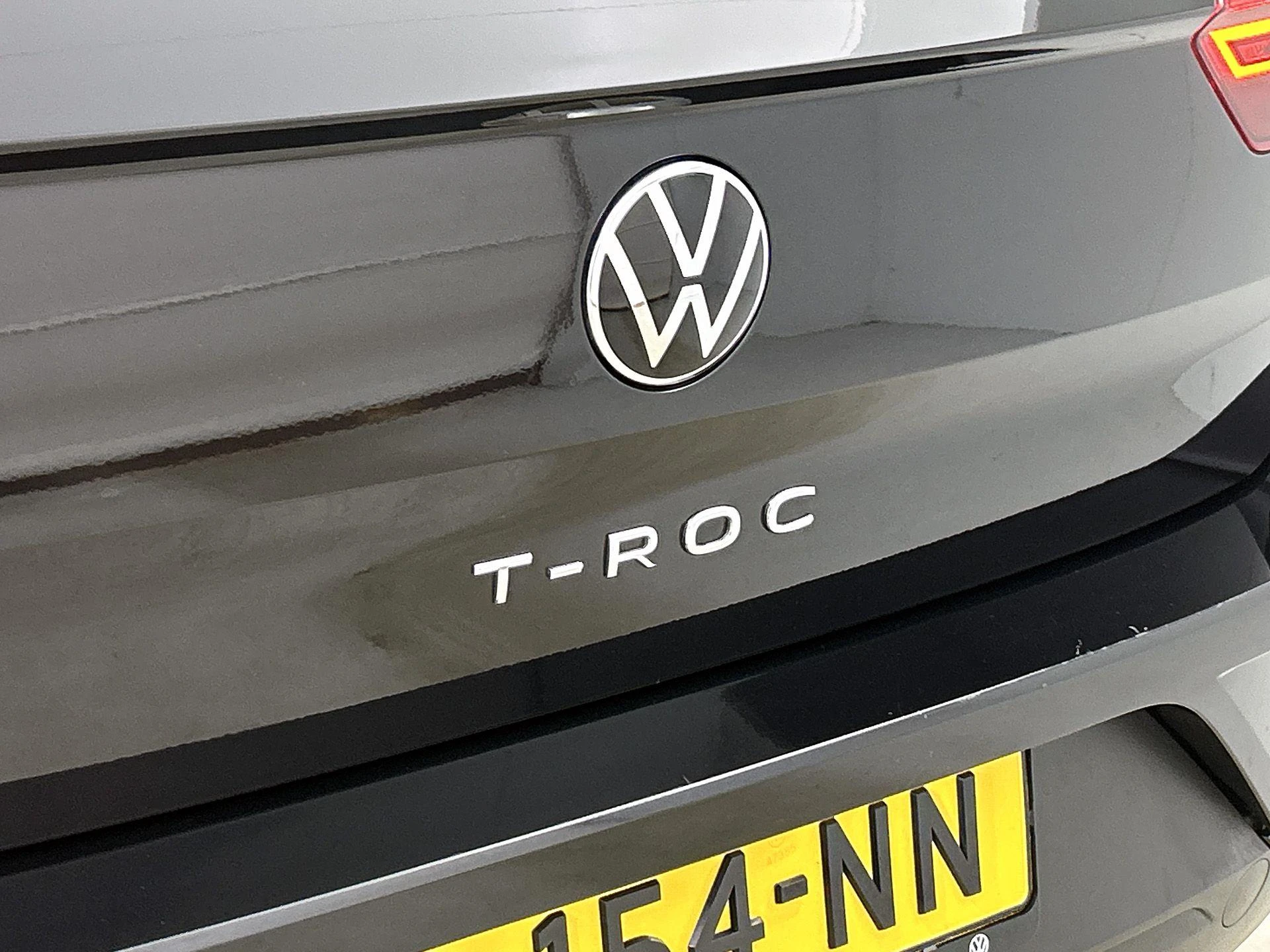Volkswagen T-Roc 1.5 TSI R-Line | 150 PK