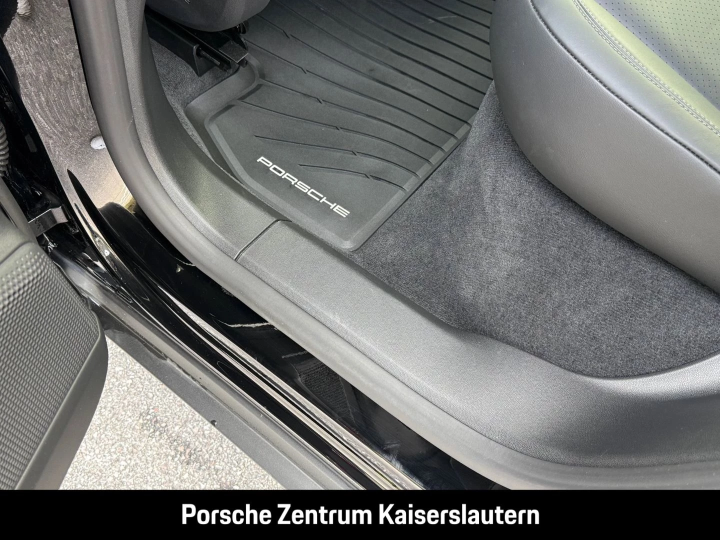Porsche Macan 4 HA-Lenkung Head-Up Abstandstempomat LED -MK2 Macan 4 HA-Lenkung Head-Up Abstandstempomat LED -