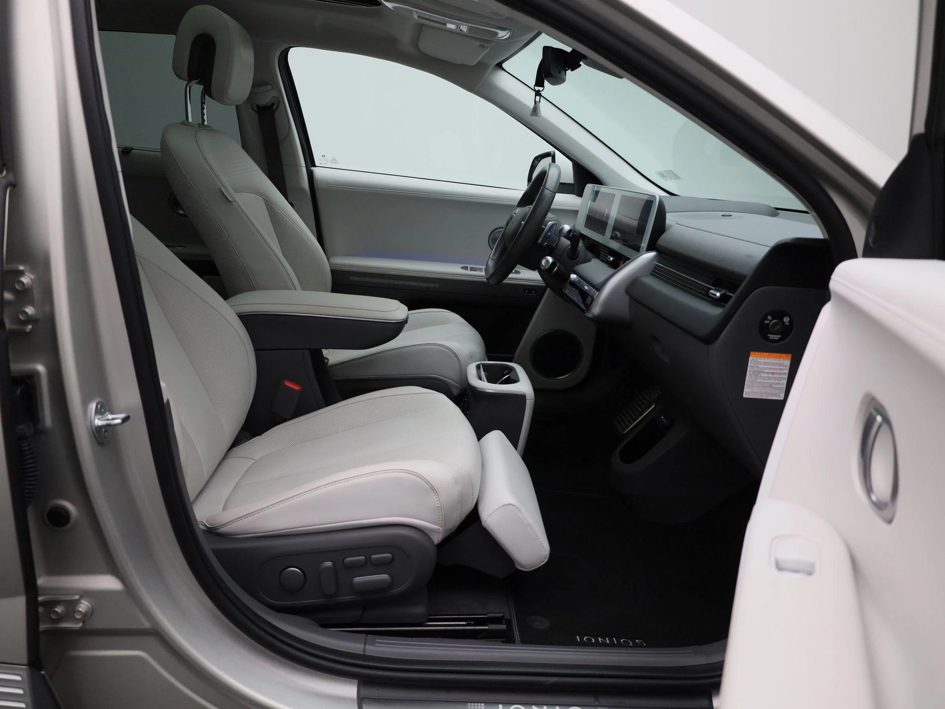 Hyundai-IONIQ 5-image-41