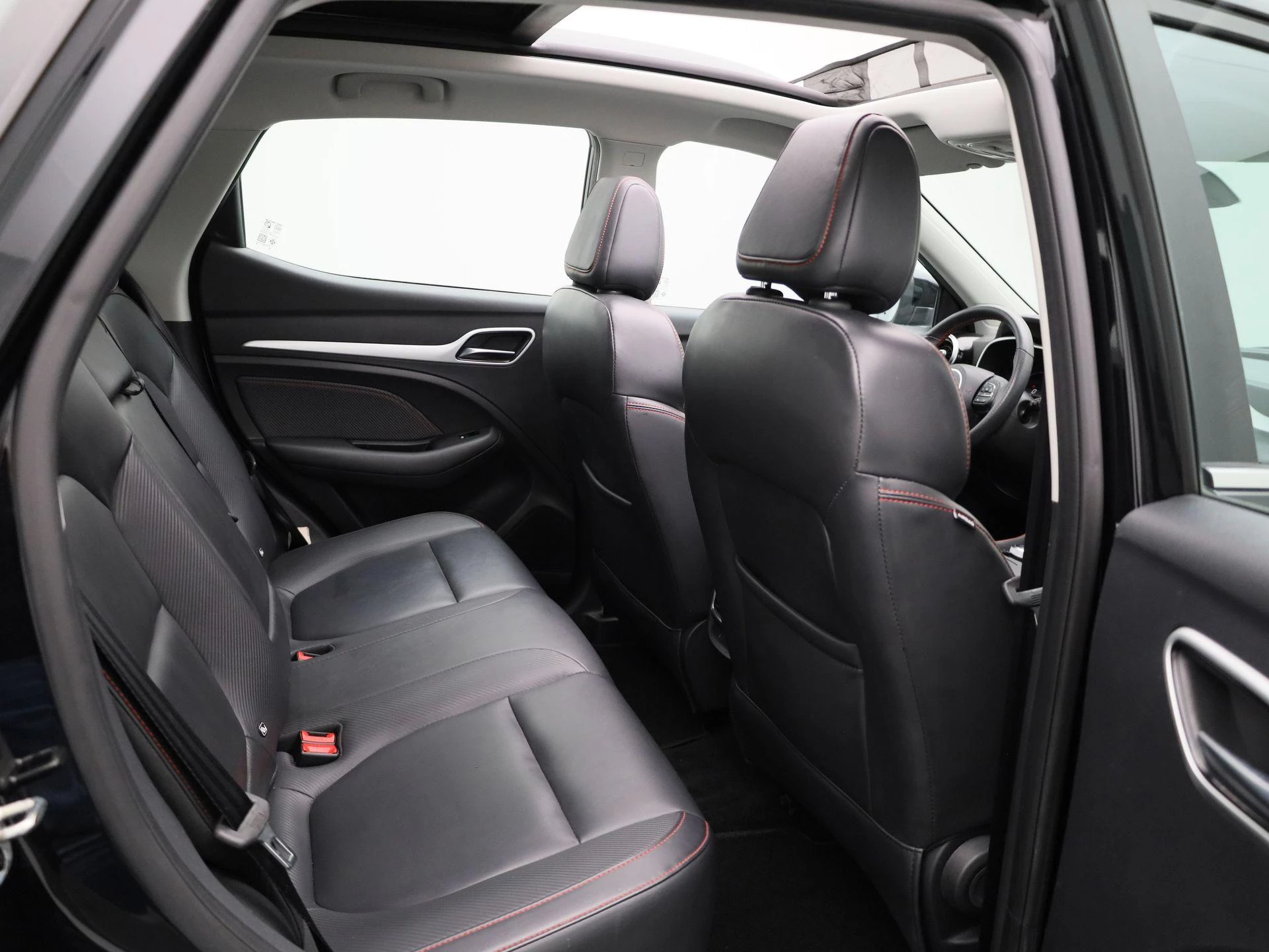 MG-ZS EV-image-35