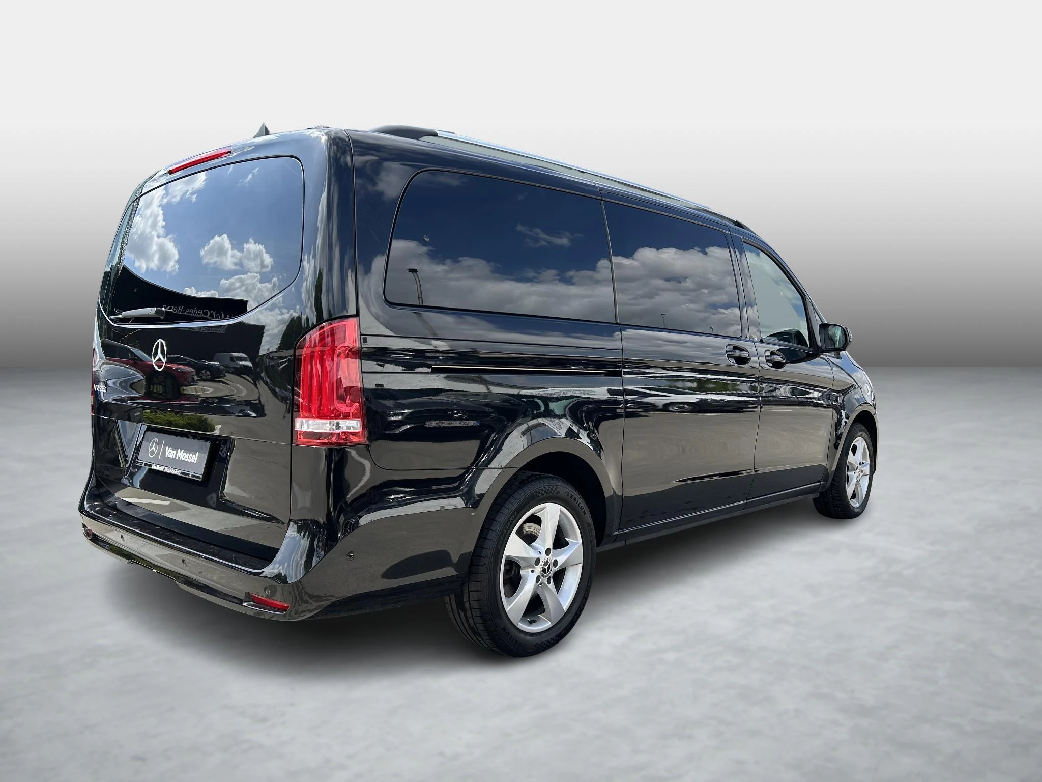 Mercedes-Benz V-Klasse 250D L2 NAVIGATIE PLUS+TREKHAAK+CAMERA