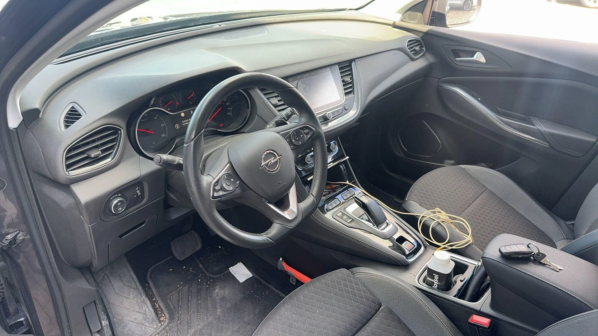 Opel-Grandland X-image-6