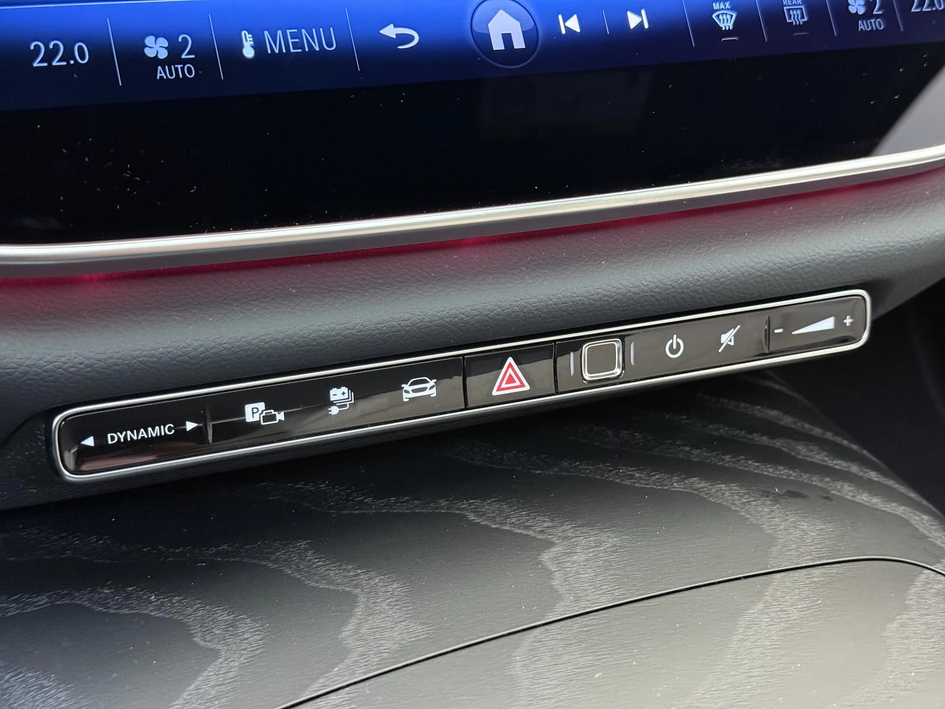 Mercedes-Benz-E-Klasse-image-20