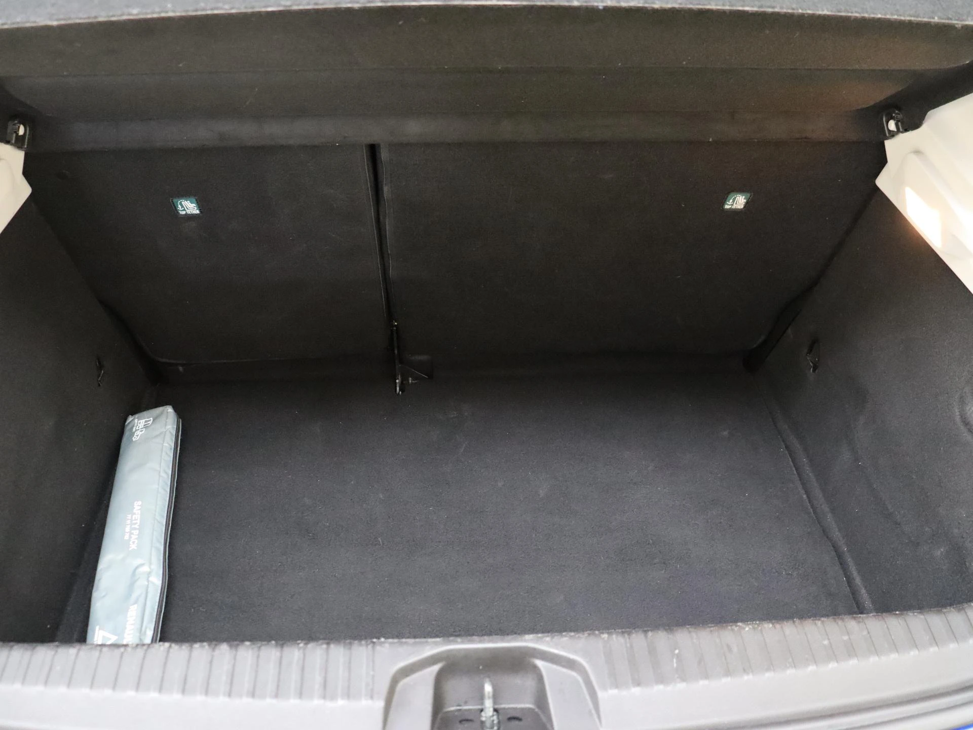 Renault-Clio-image-21