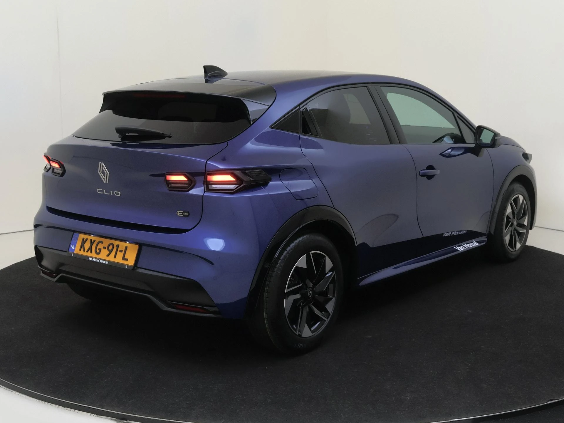 Renault-Clio-image-6