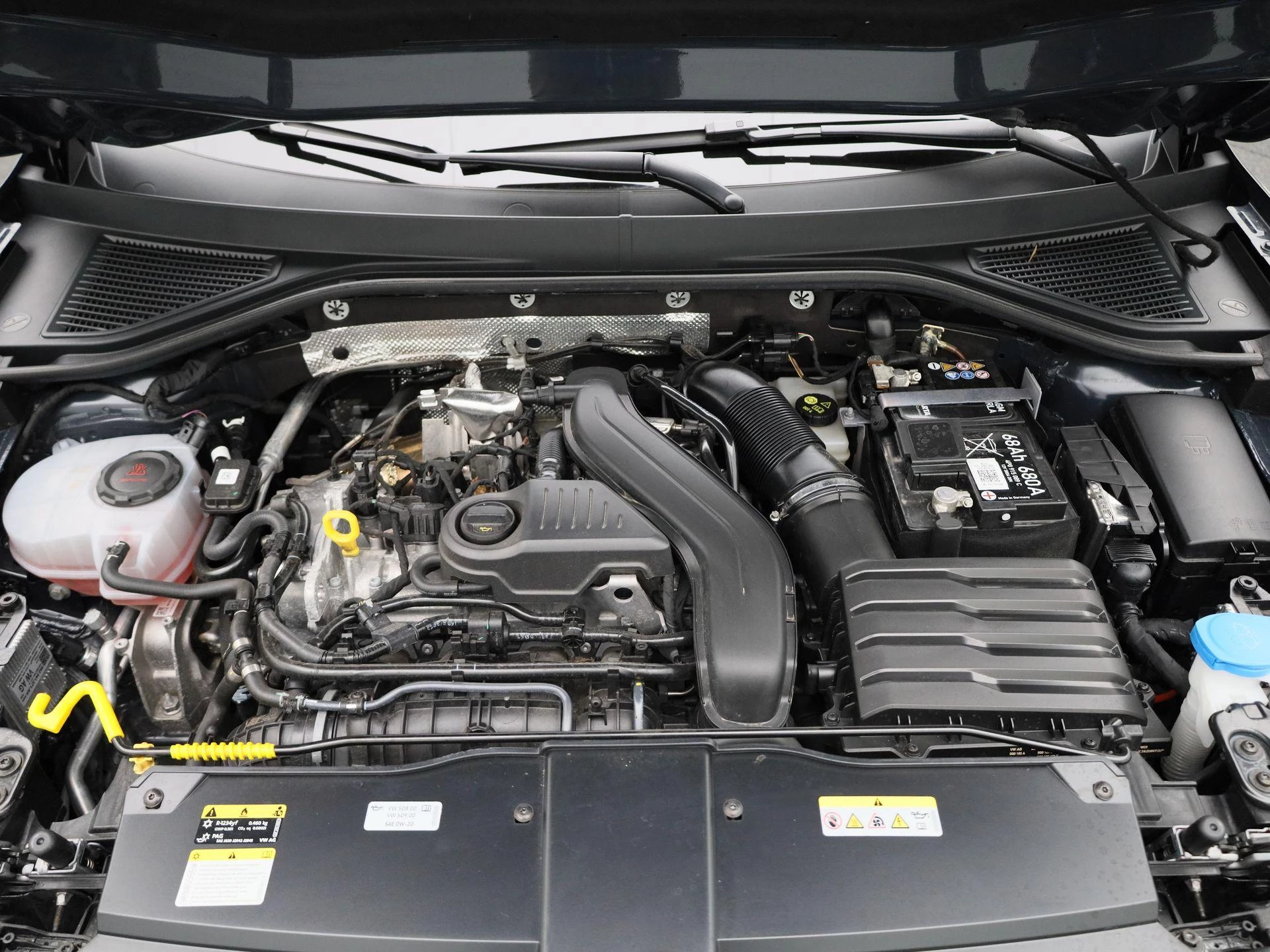 Volkswagen-T-Roc-image-45