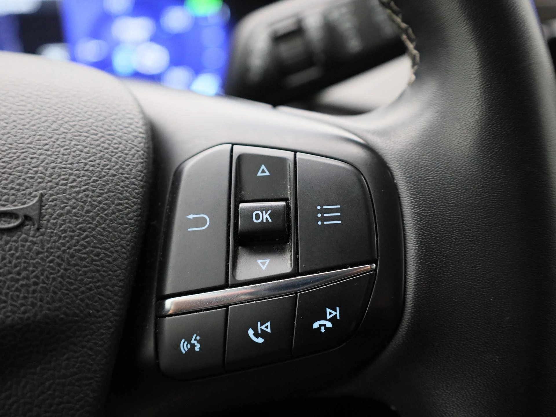 Ford-Kuga-image-24