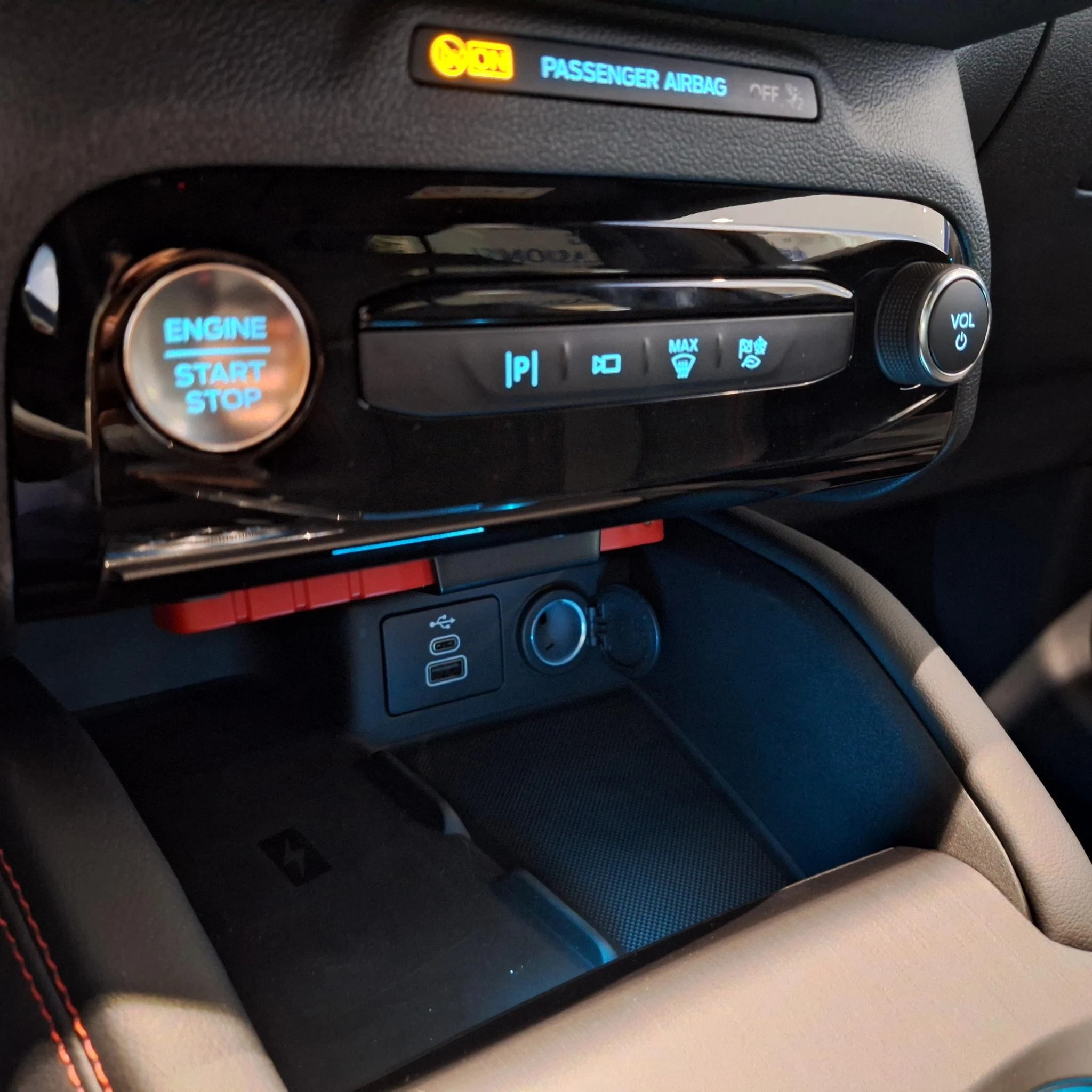 Ford-Kuga-image-25