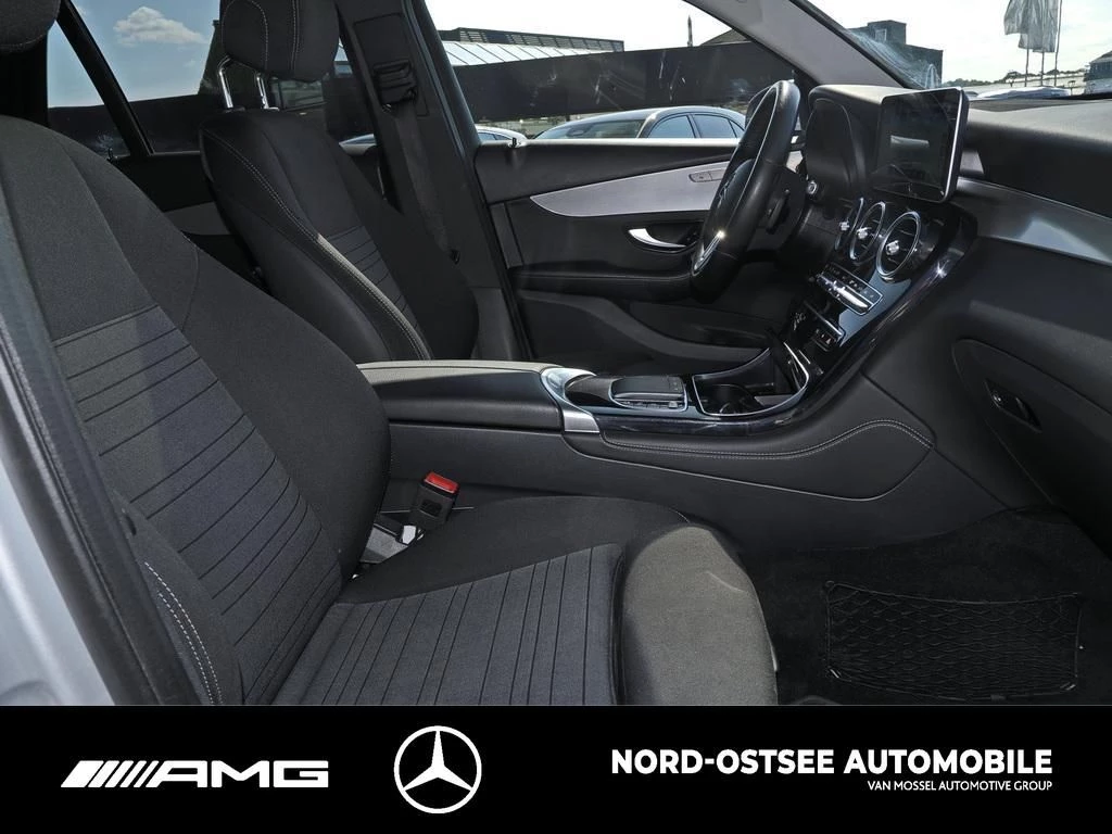 Mercedes-Benz GLC 300 d 4M AHK PANO MULTIBEAM KAMERA 9G NAVI