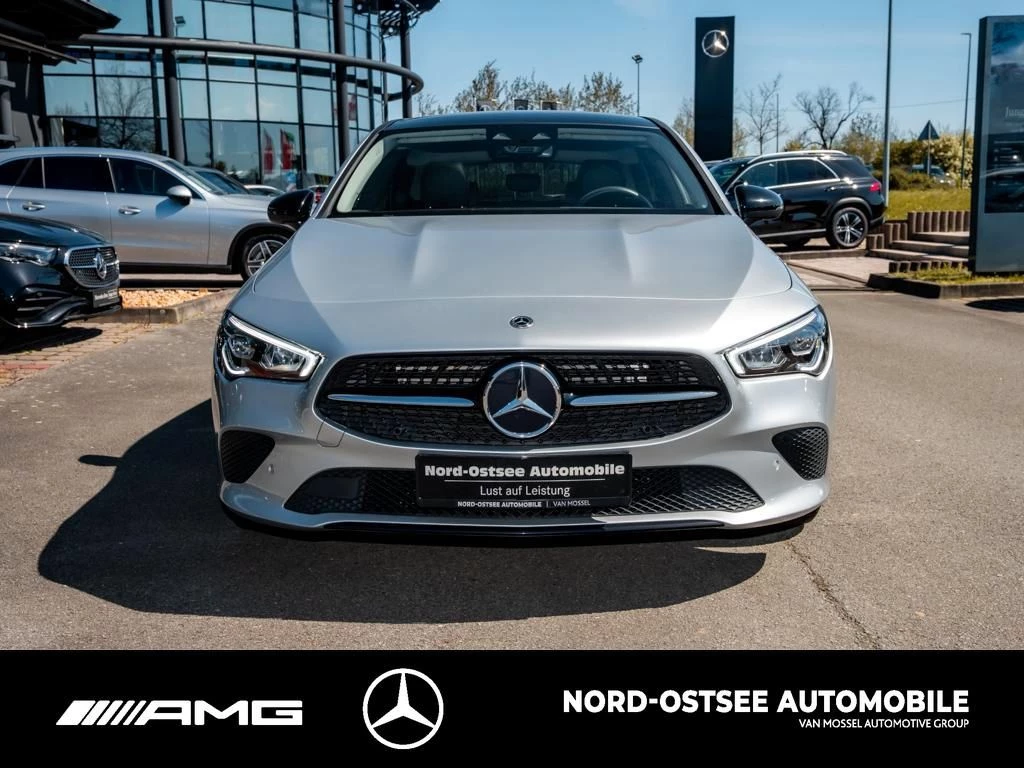 Mercedes-Benz CLA 200 d SB PROGRESSIVE NIGHT PANO AHK NAVI LED Progressive