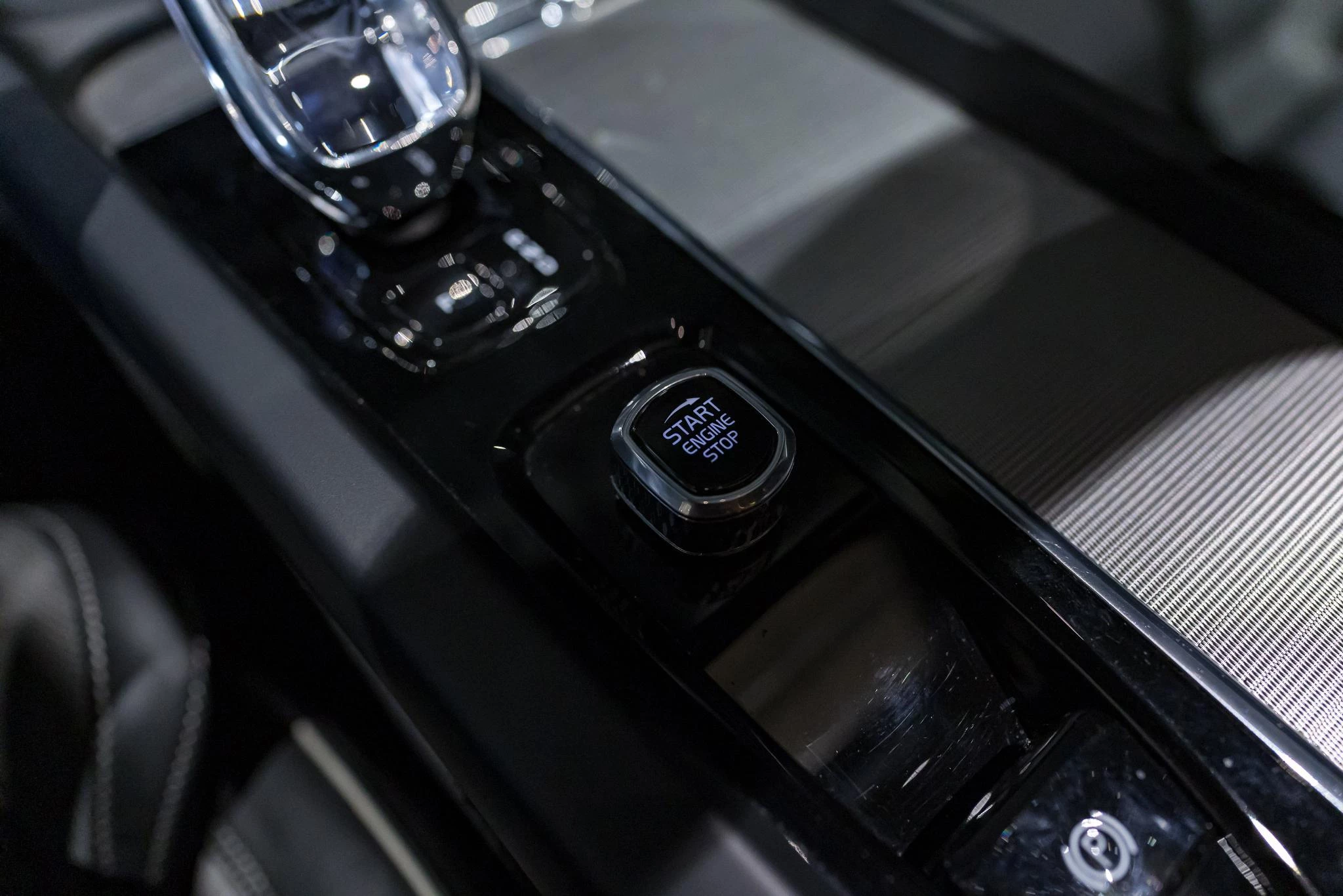 Volvo-S60-image-15