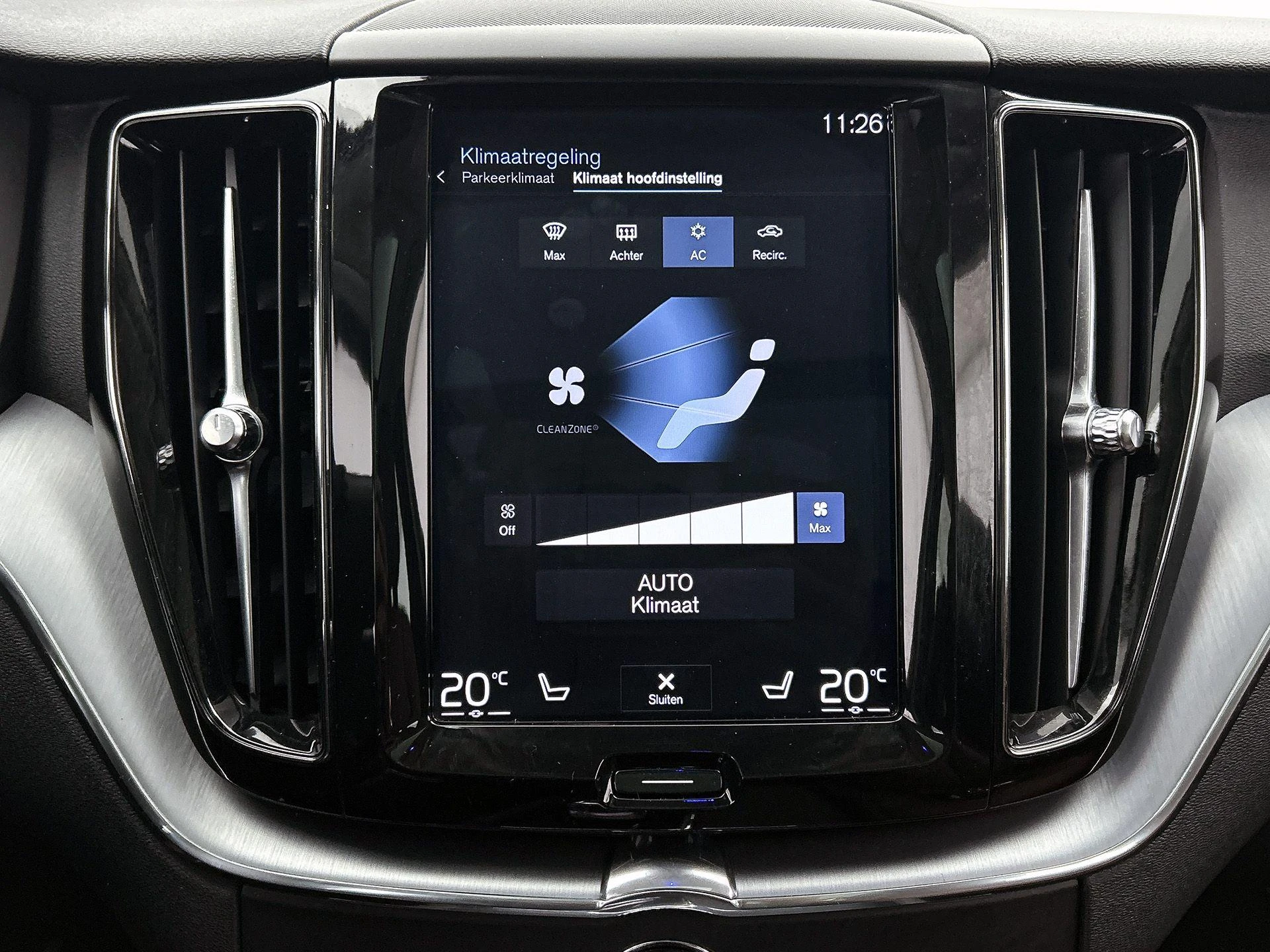 Volvo-XC60-image-15