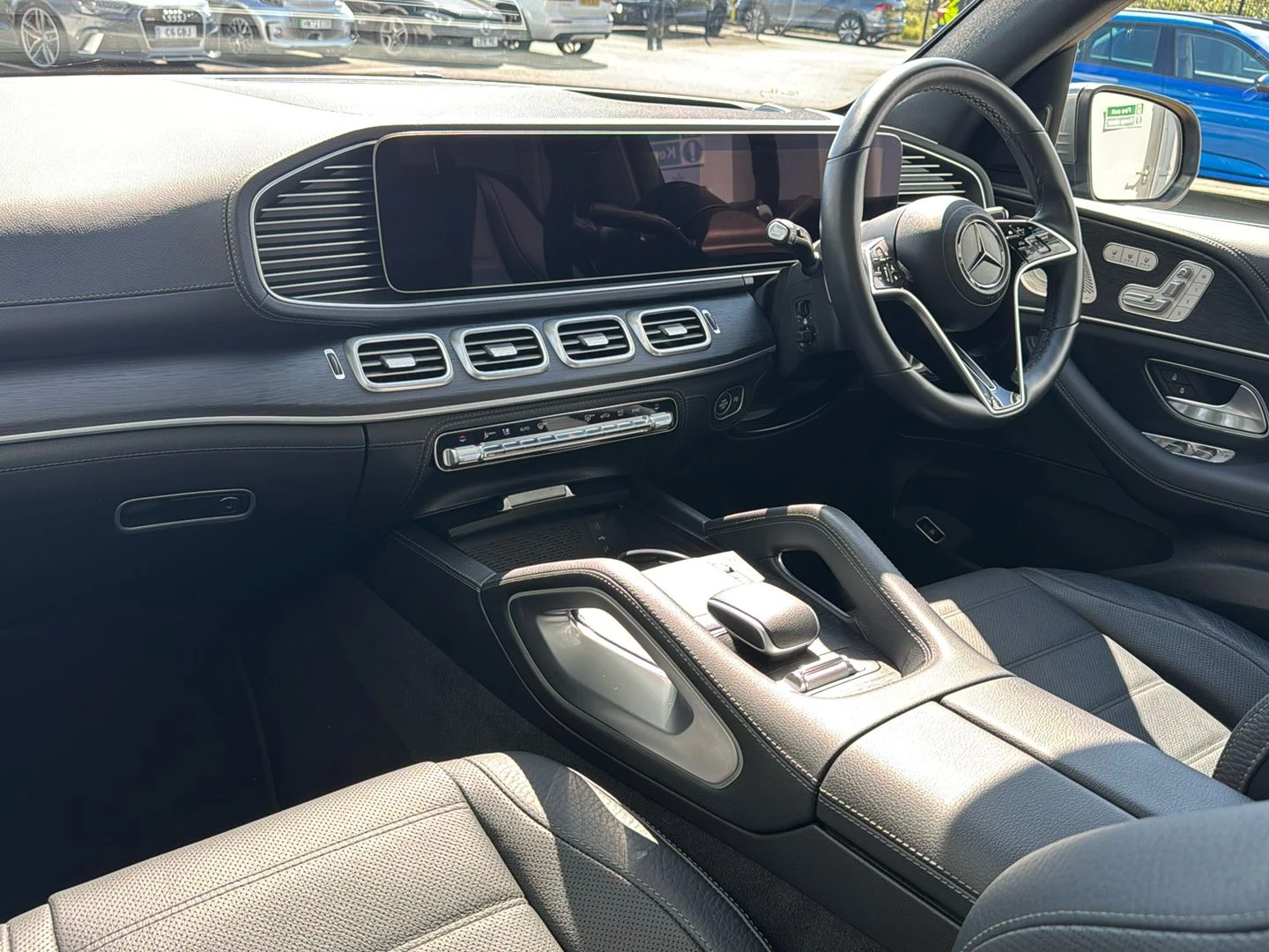 Mercedes-Benz-GLE-image-1