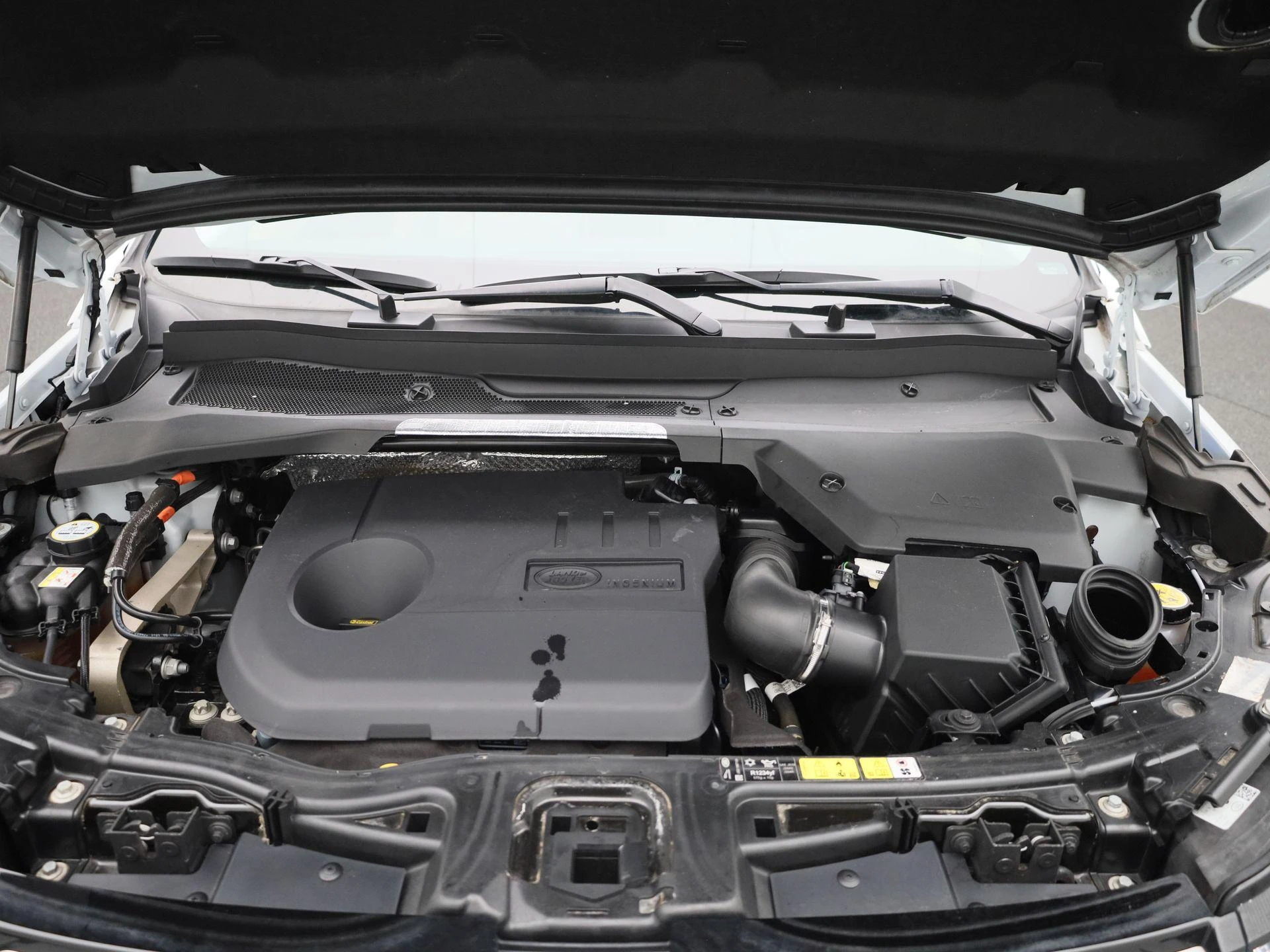 Land Rover-Discovery Sport-image-45