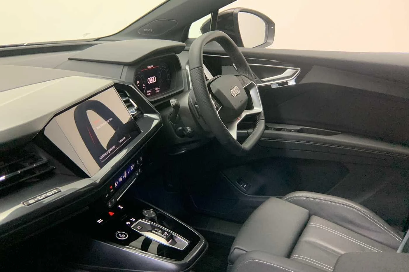 Audi-Q4 Sportback e-tron-image-1