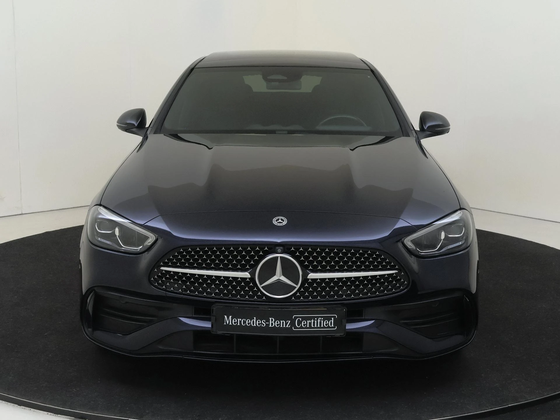 Mercedes-Benz-C-Klasse-image-5